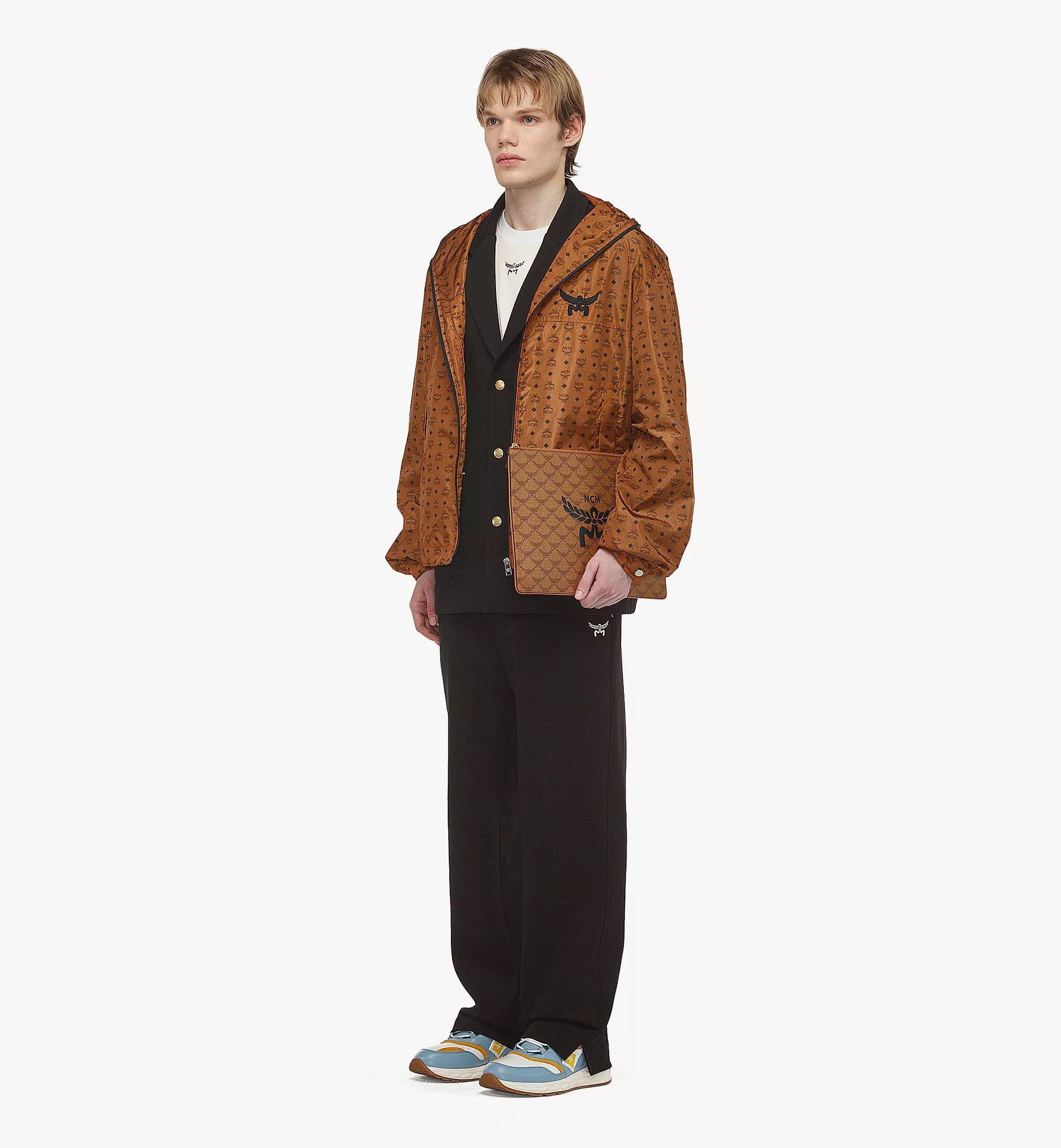MCM o1mt1gz0225 Size: OS / XLarge Pouch in Brown Size ONE SIZE - 2 Thumbnail