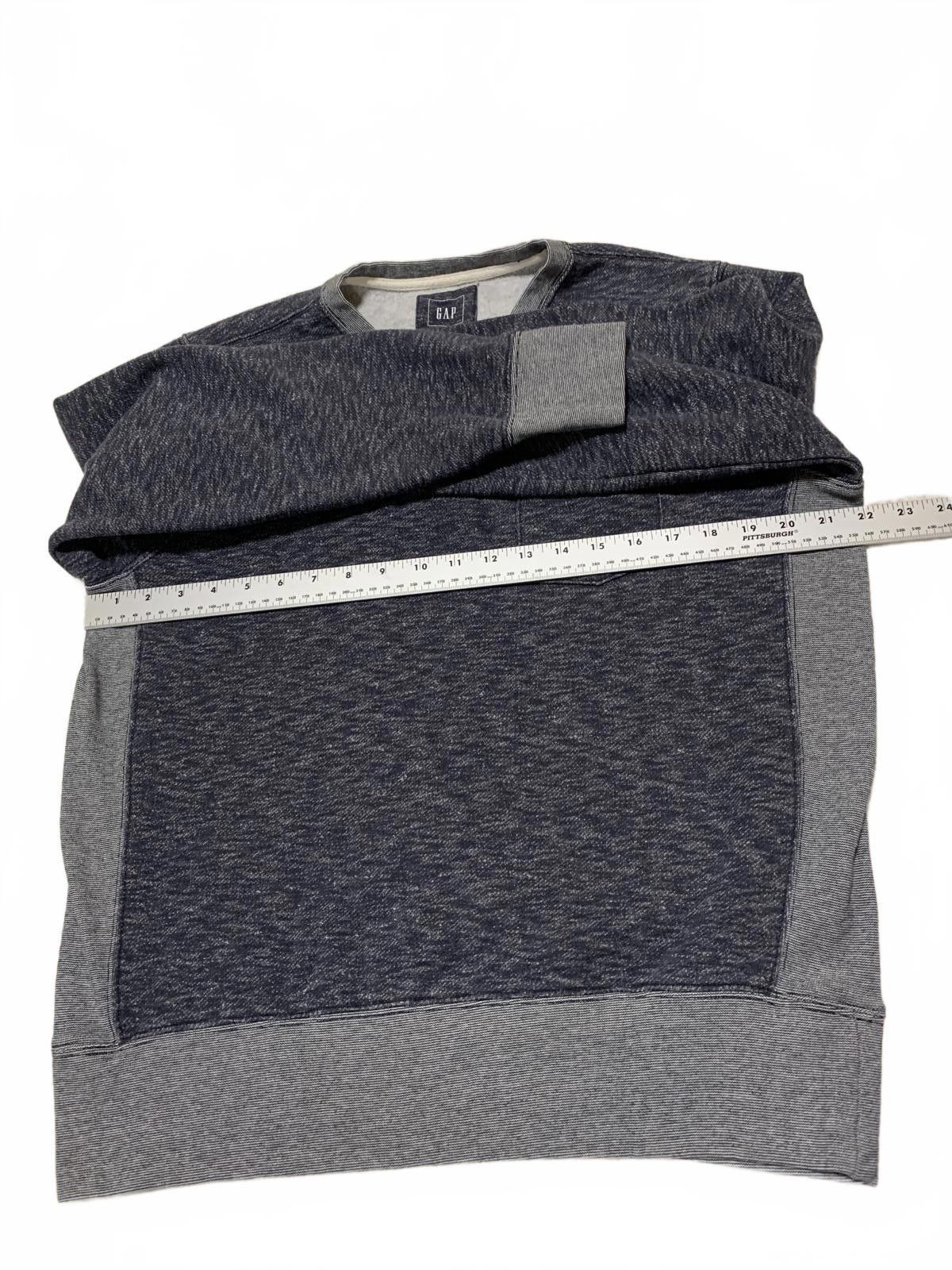 Gap GAP Men's Size Large Dark & Light Gray Crew Neck Sweatshirt Size US L / EU 52-54 / 3 - 7 Thumbnail