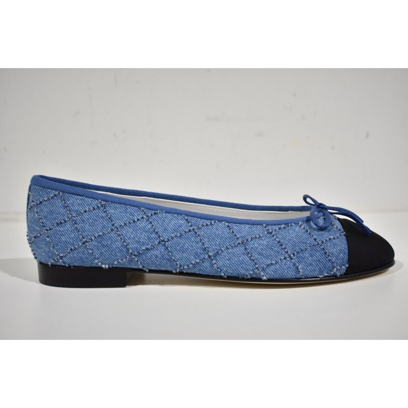 Chanel 23P Denim CC Logo Cap Toe Bow Tie Ballet Ballerina Flat 37 Size US 7 / IT 37 - 1 Thumbnail