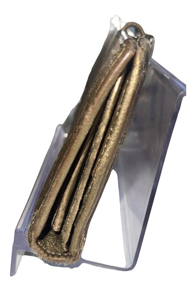 Gucci ***SOLD***Gucci Wallet Gold Iridescent Abbey GG Guccissima Size ONE SIZE - 7 Thumbnail