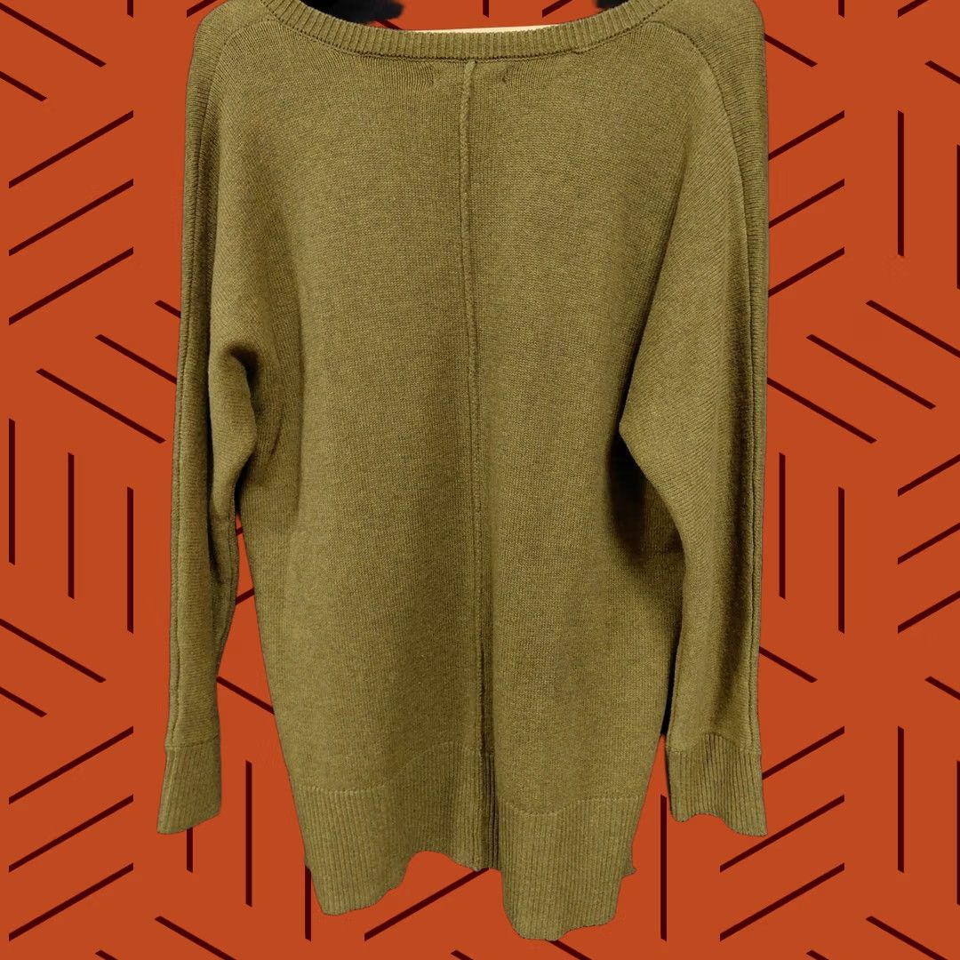 Vintage Tahari V-Neck Knit Sweater Olive Solid Long Sleeve Women Size M Size M / US 6-8 / IT 42-44 - 1 Thumbnail