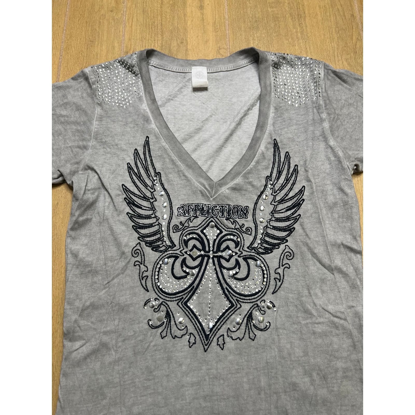 Affliction Vintage Affliction Women Top M Embroidered Rhinestone Y2K Size M / US 6-8 / IT 42-44 - 2 Thumbnail