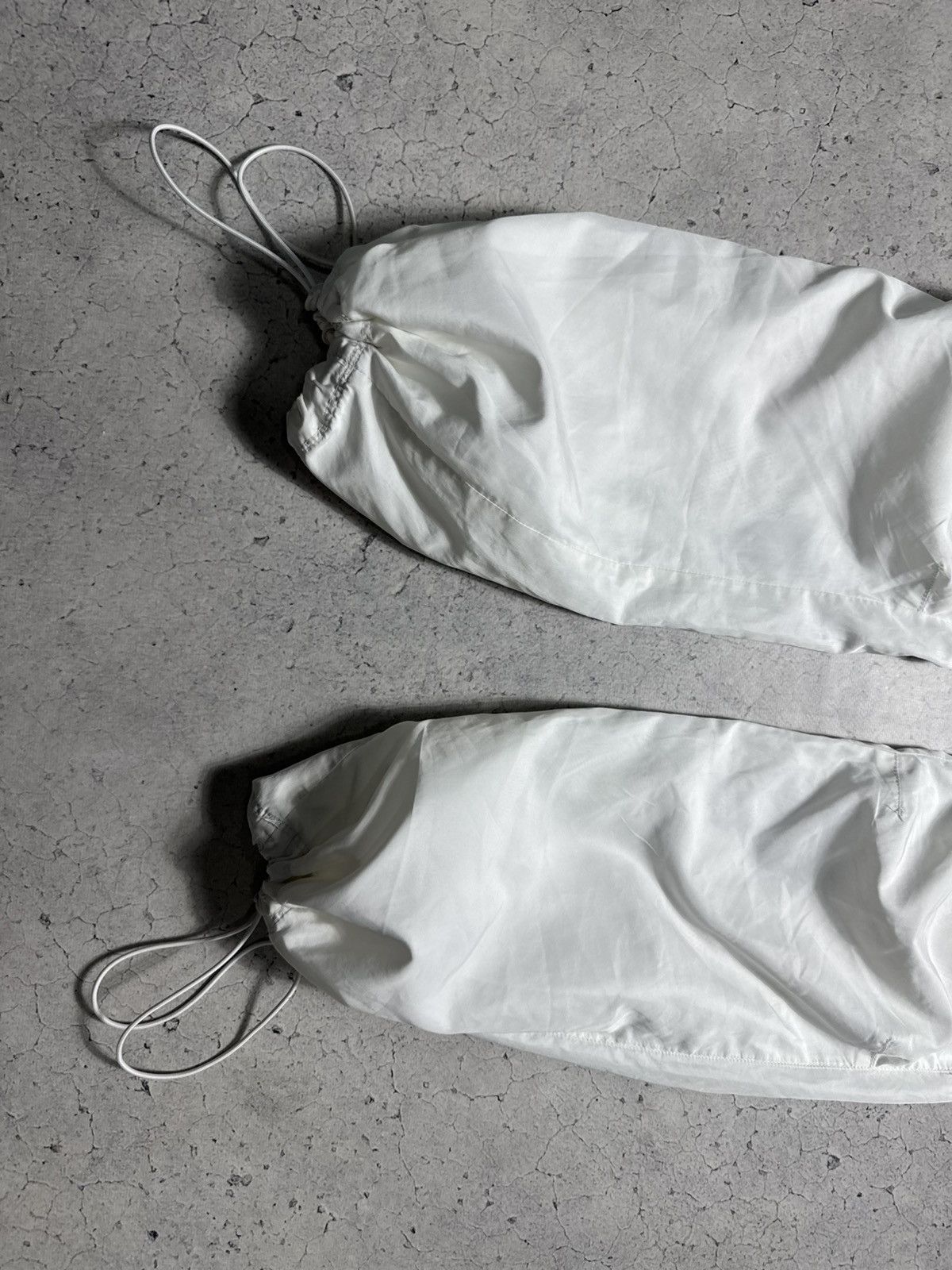 Nike Nike Vintage Baggy Track Pants White Drill Swoosh Nylon Size US 30 / EU 46 - 2 Thumbnail