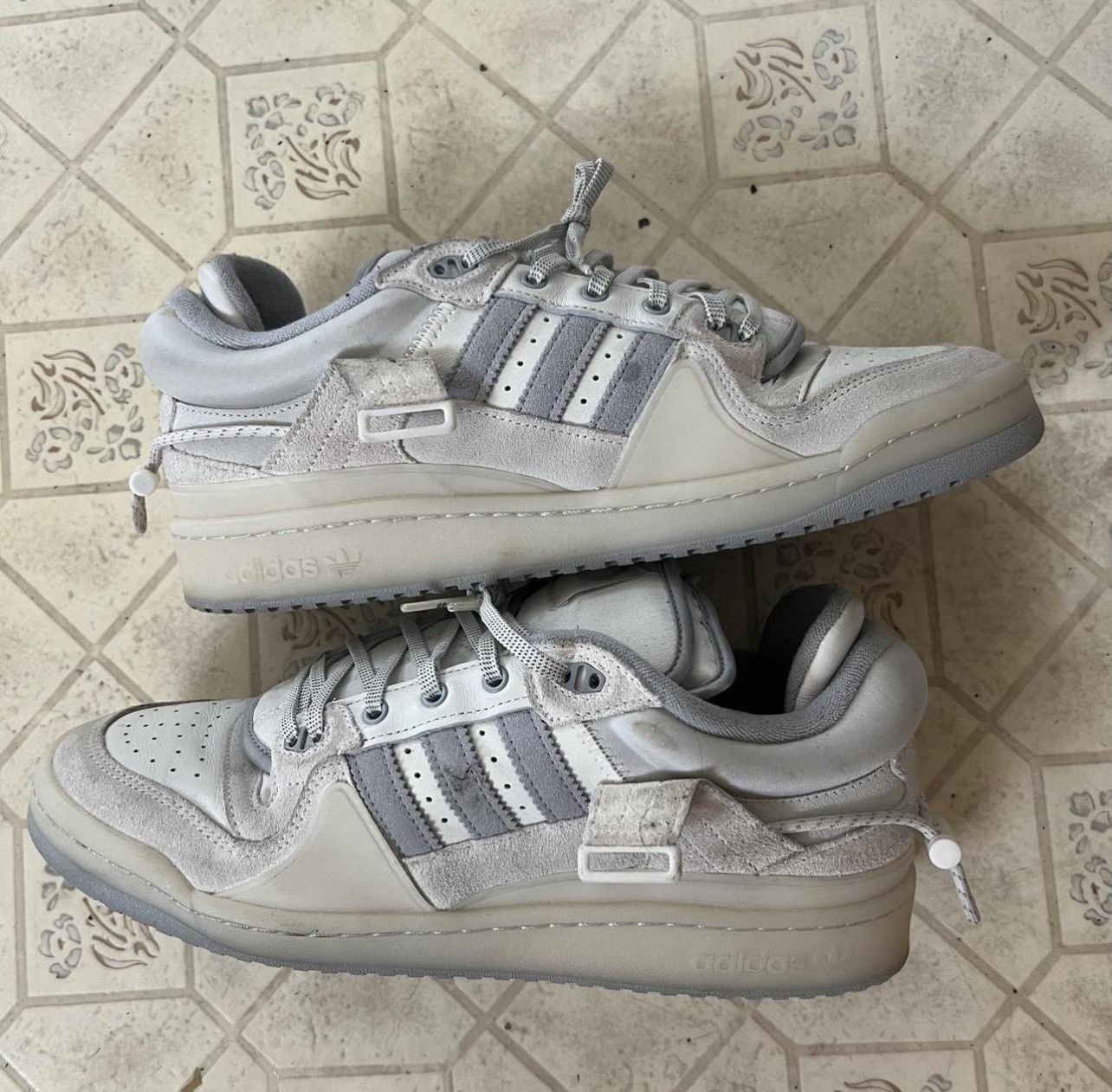 Adidas Bad bunny forums Size US 11.5 / EU 44-45 - 2 Thumbnail