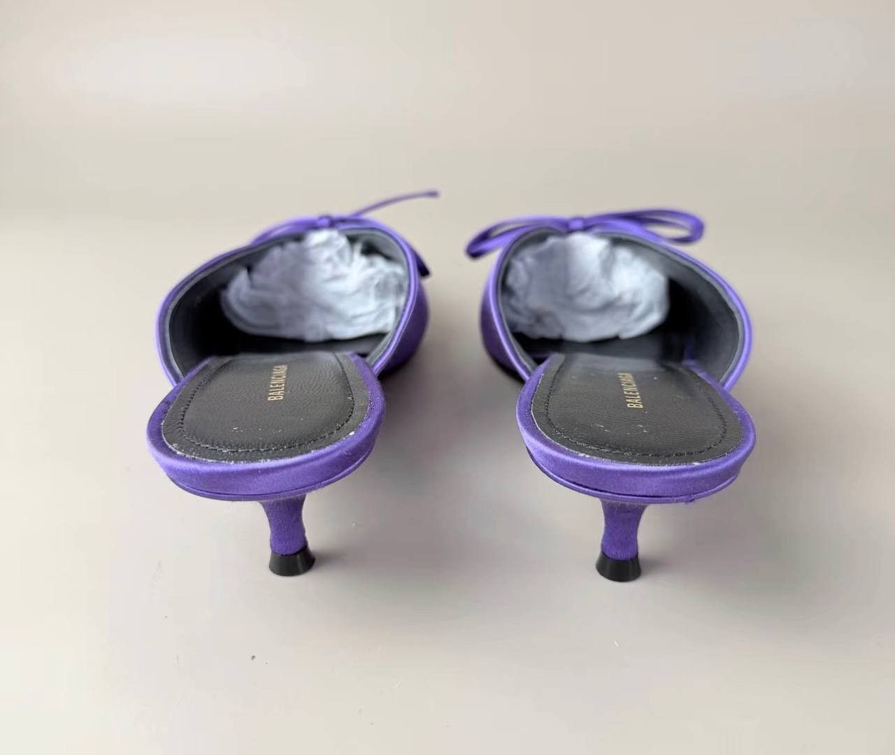 Balenciaga Balenciaga low heel dark purple satin pumps with bow detail Size US 5.5 / IT 35.5 - 2 Thumbnail