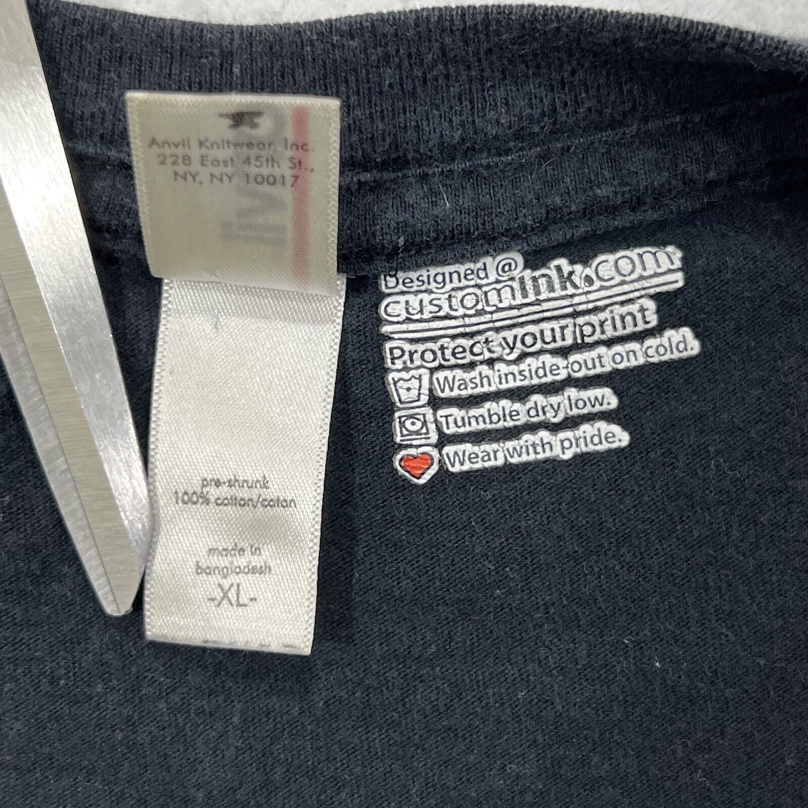Anvil Oprah Winfrey Surprise Spectacular Crew Member Graphic Tee Size US XL / EU 56 / 4 - 4 Thumbnail