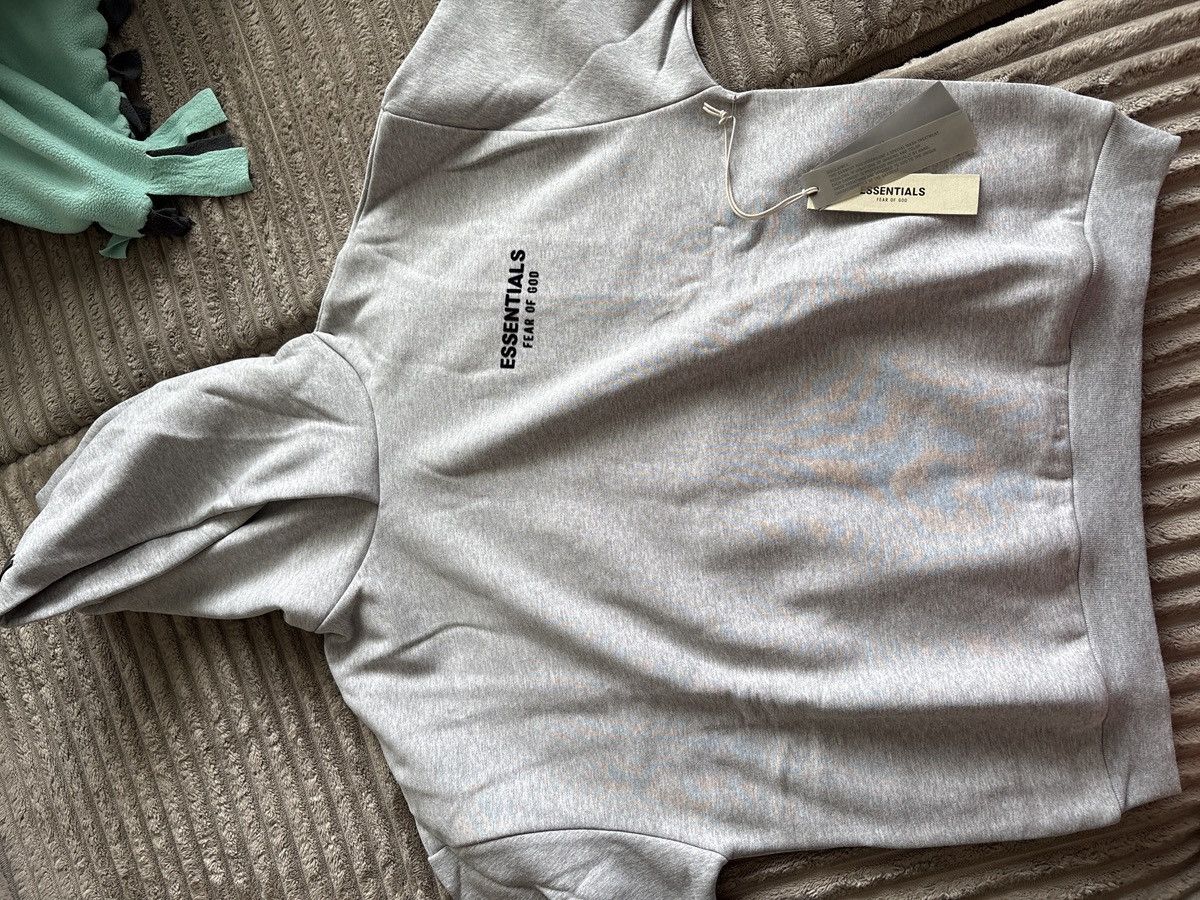 Essentials Grey essential hoodie Size US M / EU 48-50 / 2 - 3 Thumbnail