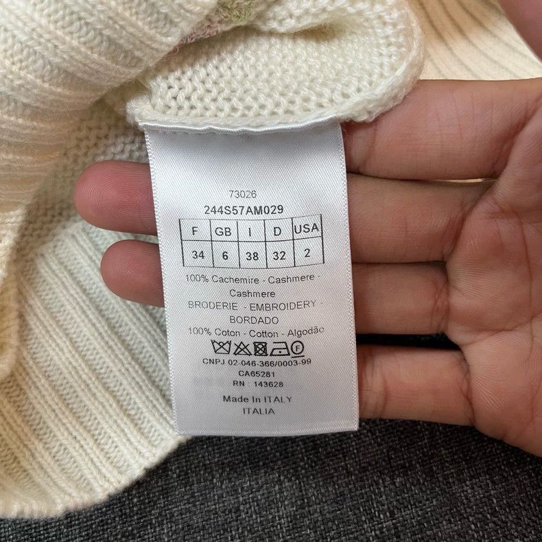 Dior Dior Milk white bee embroidered animal flower cashmere swe Size XXS / US 00 / IT 34 - 6 Thumbnail