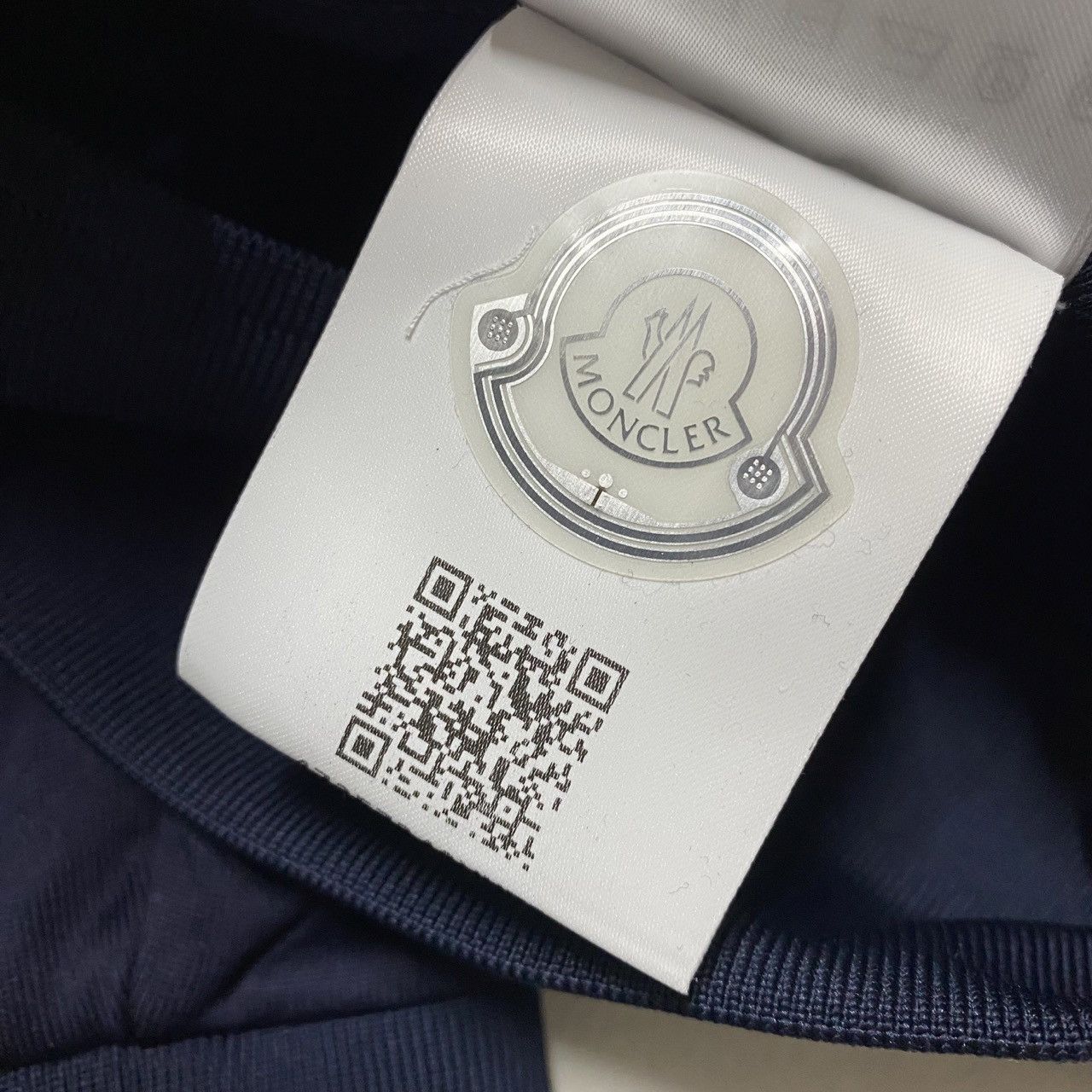 Moncler Moncler tricot zip sweatshirt jacket size 2XL XXL navy blue Size US XXL / EU 58 / 5 - 14 Thumbnail
