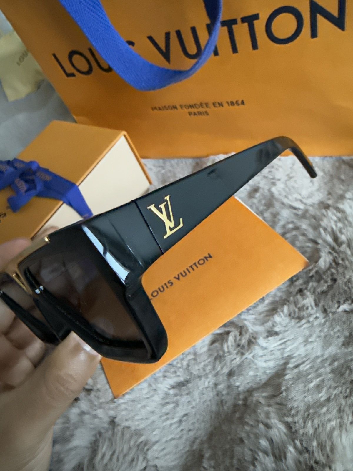 Louis Vuitton × Virgil Abloh Louis Vuitton 1.1 Evidence Size ONE SIZE - 5 Thumbnail