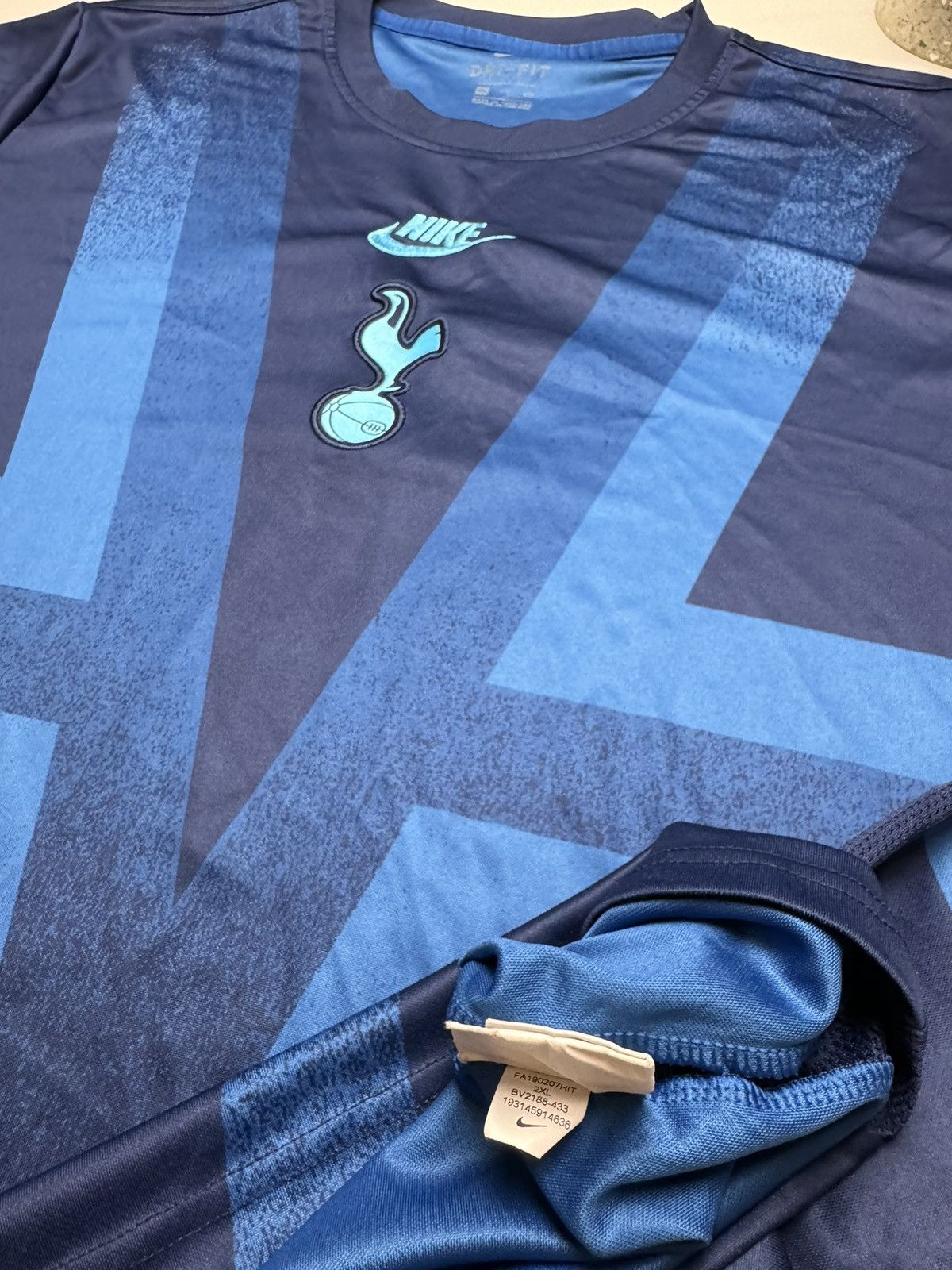 Vintage Rare vintage Tottenham Nike soccer jersey y2k Size US XXL / EU 58 / 5 - 8 Thumbnail