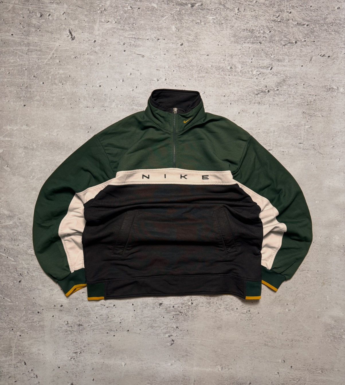Nike × Vintage NIKE VINTAGE CENTER LOGO OVERSIZE BOXY SWEATSHIRT Size US M / EU 48-50 / 2 - 1 Thumbnail