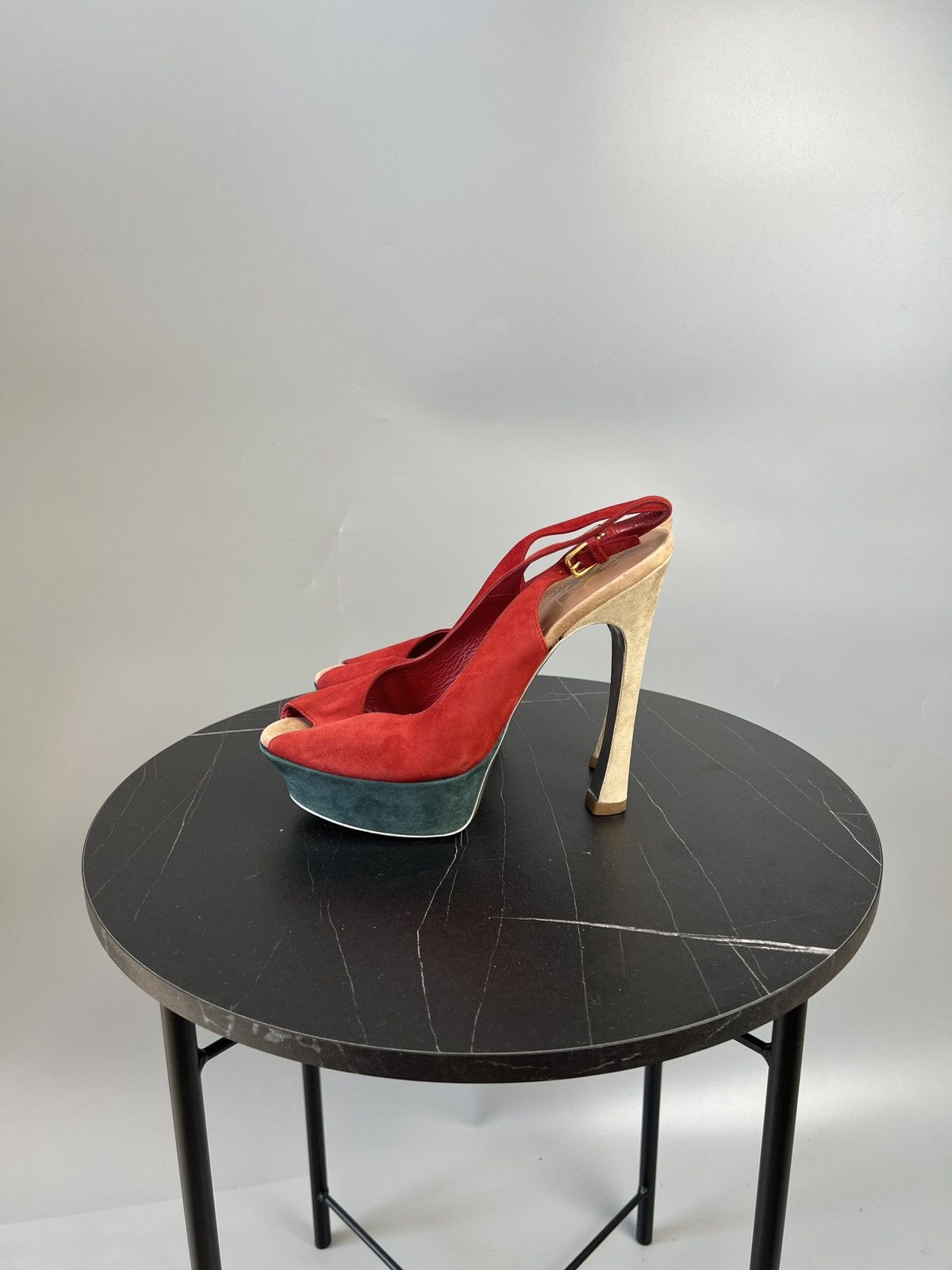 Yves Saint Laurent Yves Saint Laurent Rive Gauche Suede Platform Pumps (Y0498) Size US 8 / IT 38 - 4 Thumbnail