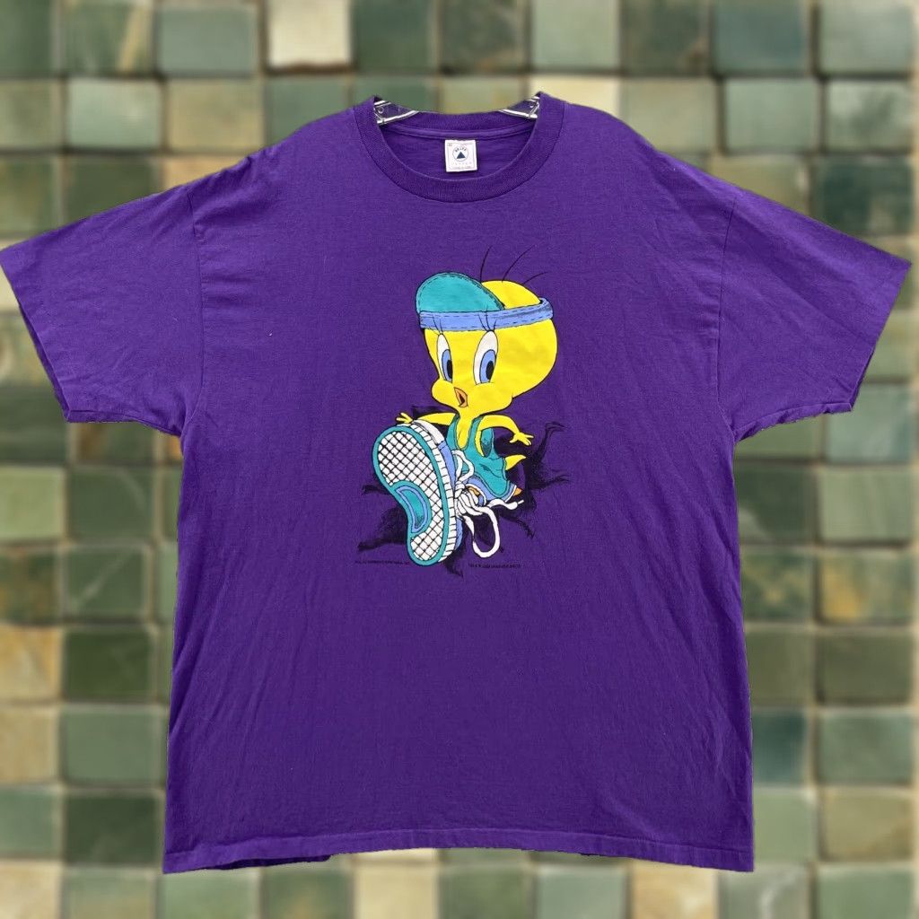 Delta VINTAGE Delta T-Shirt XL Purple Sportswear Tweety Retro 90's USA Made Graphic Print Size US XL / EU 56 / 4 - 1 Thumbnail
