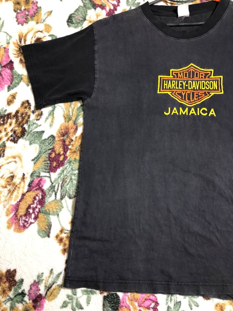 Harley Davidson VINTAGE 90s | Harley Davidson Jamaica Logo T-Shirt Size US XXL / EU 58 / 5 - 2 Thumbnail