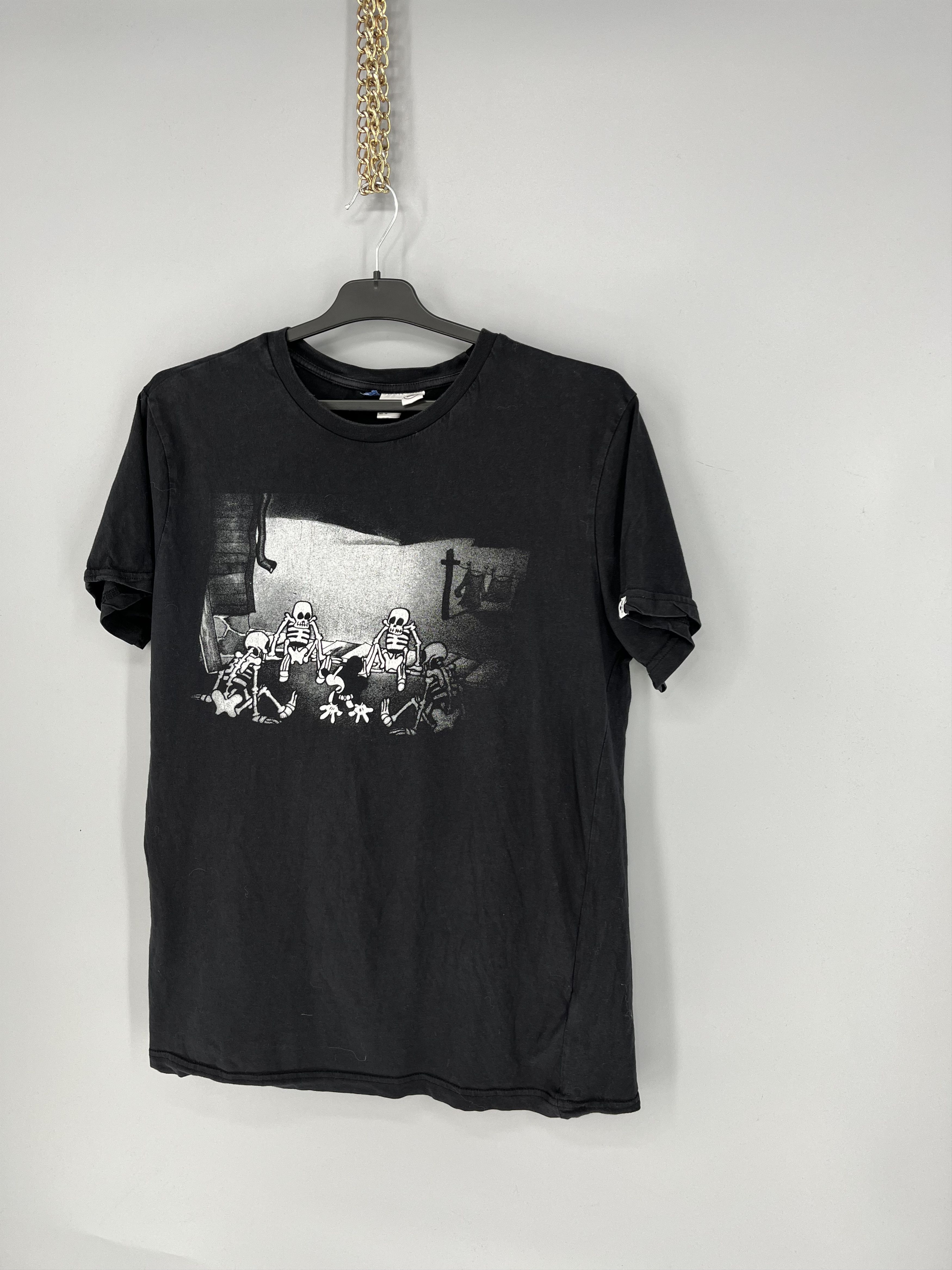 Disney Vintage Disney Y2K Skulls T-shirt Tee Black Vintage Rock Size US M / EU 48-50 / 2 - 3 Thumbnail