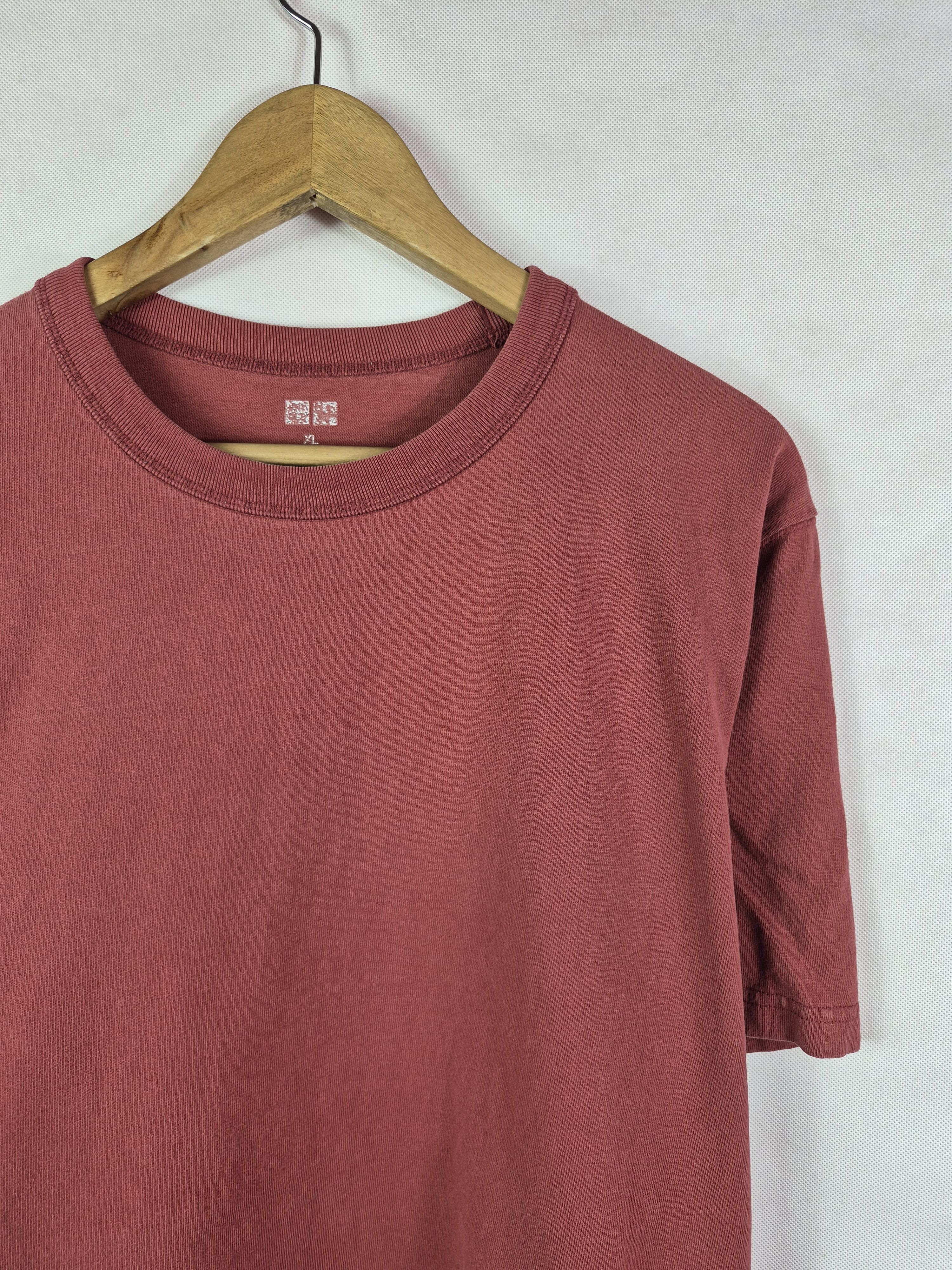 Uniqlo 🔥 Uniqlo U Lemaire Maroon Cotton Plain Tee Size US XL / EU 56 / 4 - 2 Thumbnail
