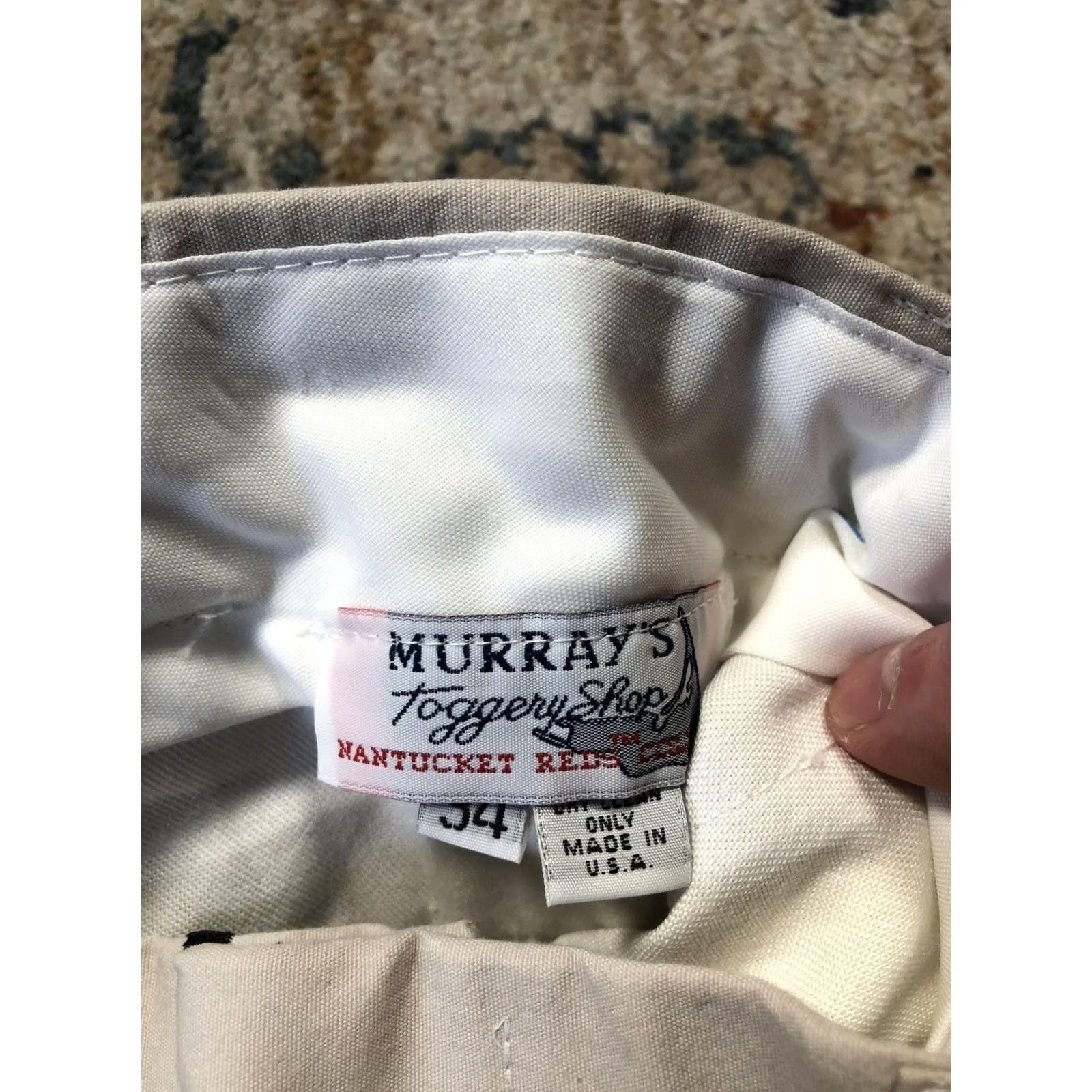 Vintage Murray's Toggery Shop Shorts Mens 34 Beige Dog Embroidered Chino 9 Inseam Size US 34 / EU 50 - 7 Thumbnail