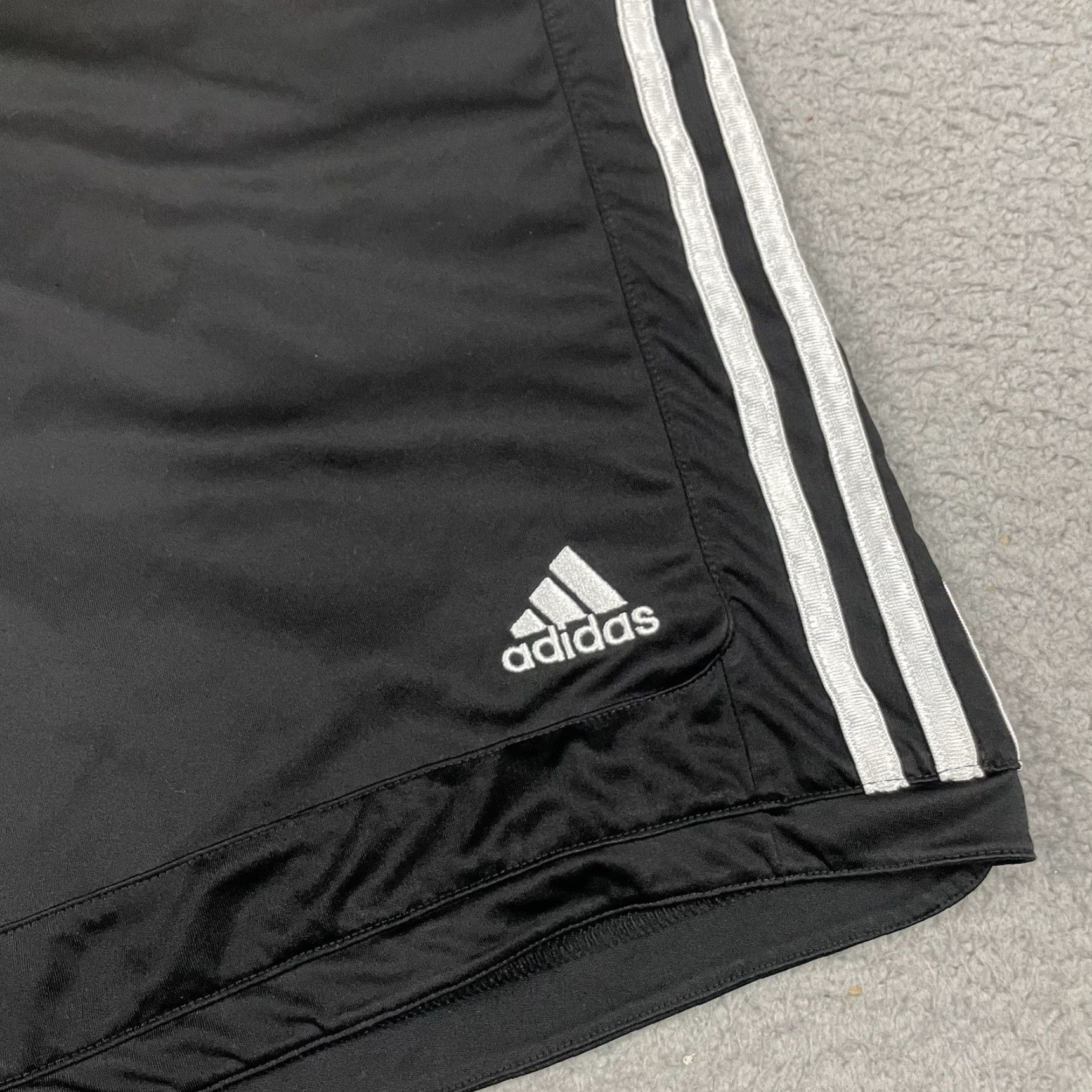 Adidas Adidas Basketball Shorts Adult L Black Dazzle Stripes Trefoil Shiny Athletic Performance Size US 33 - 2 Thumbnail