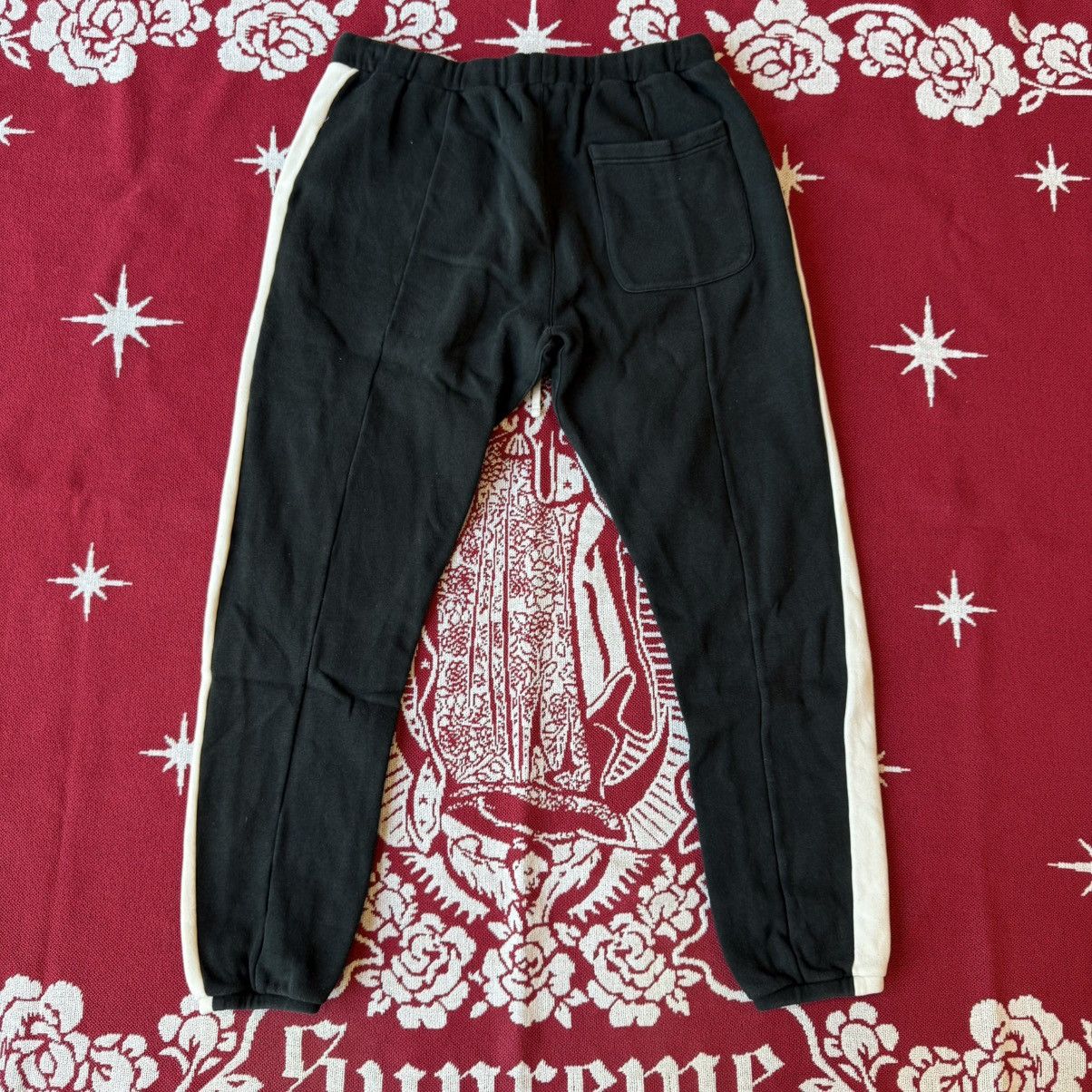 Essentials SS20 Fear of God Essentials Side Stripe Sweatpants Size M Size US 32 / EU 48 - 8 Thumbnail