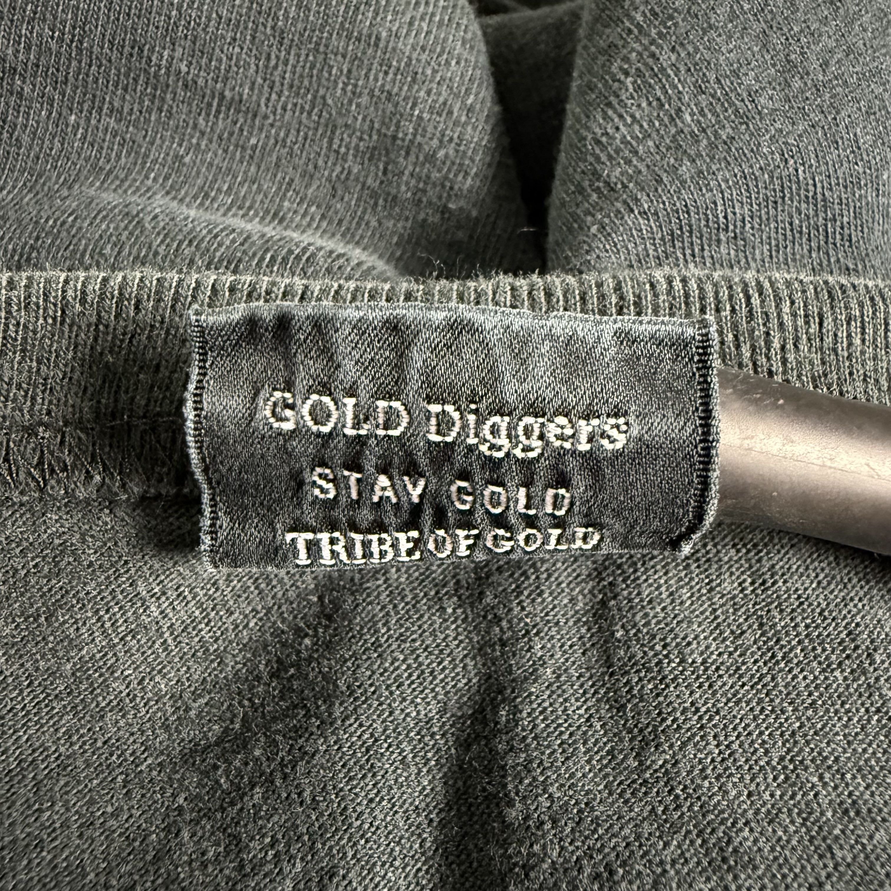 Japanese Brand 🔥RARE🔥Vintage 24 Karats Gold Diggers Spellout T-shirt Size US M / EU 48-50 / 2 - 7 Thumbnail