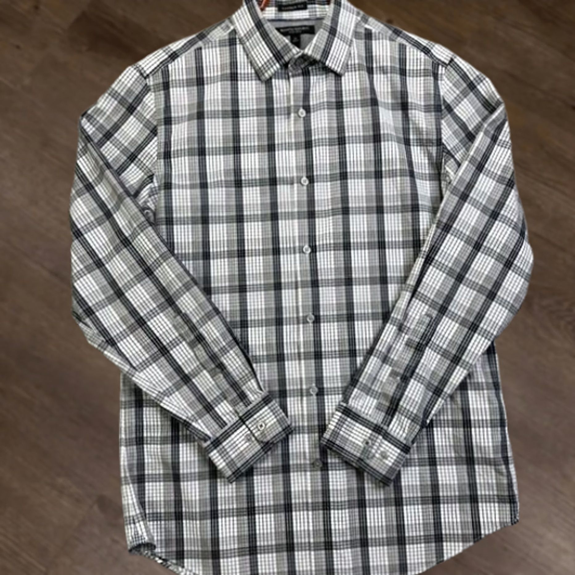 Banana Republic VINTAGE Banana Republic Dress Shirt Mens M Gray Plaid Camden Fit EUC Size 40R - 1 Thumbnail