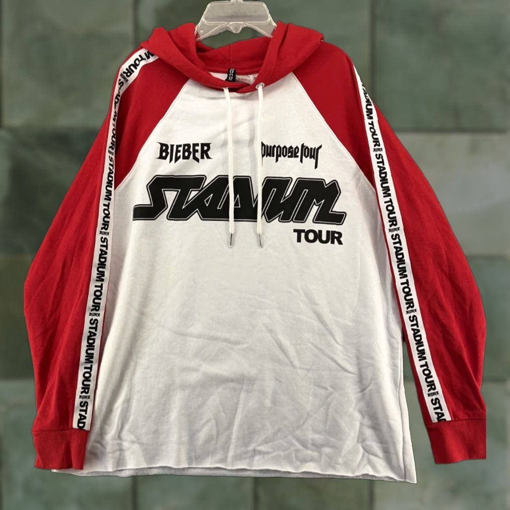 Vintage VINTAGE Justin Bieber Purpose Tour Hoodie Womens Small Red Graphic Print Music Y2K Size S / US 4 / IT 40 - 1 Thumbnail
