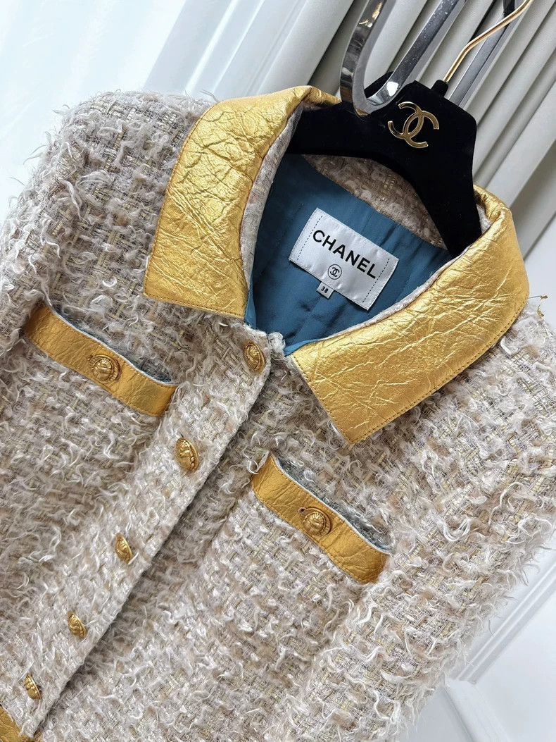 Chanel Chanel 19A Egyptian Gold Pineapple Jacket Size L / US 10 / IT 46 - 2 Thumbnail