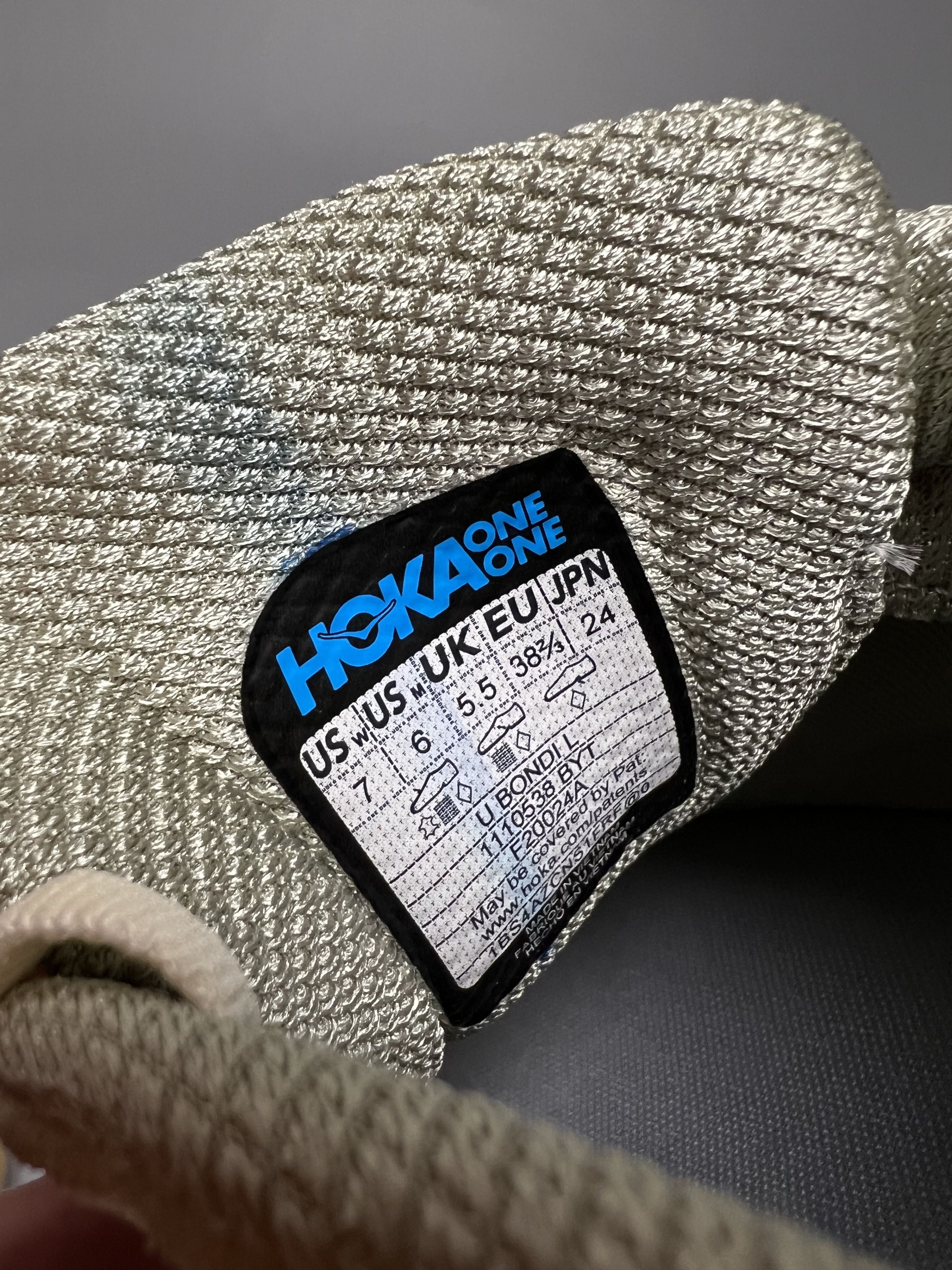 Hoka Hoka One One Bondi L Running Shoes Walking Gym Training Size US 7 / IT 37 - 18 Thumbnail
