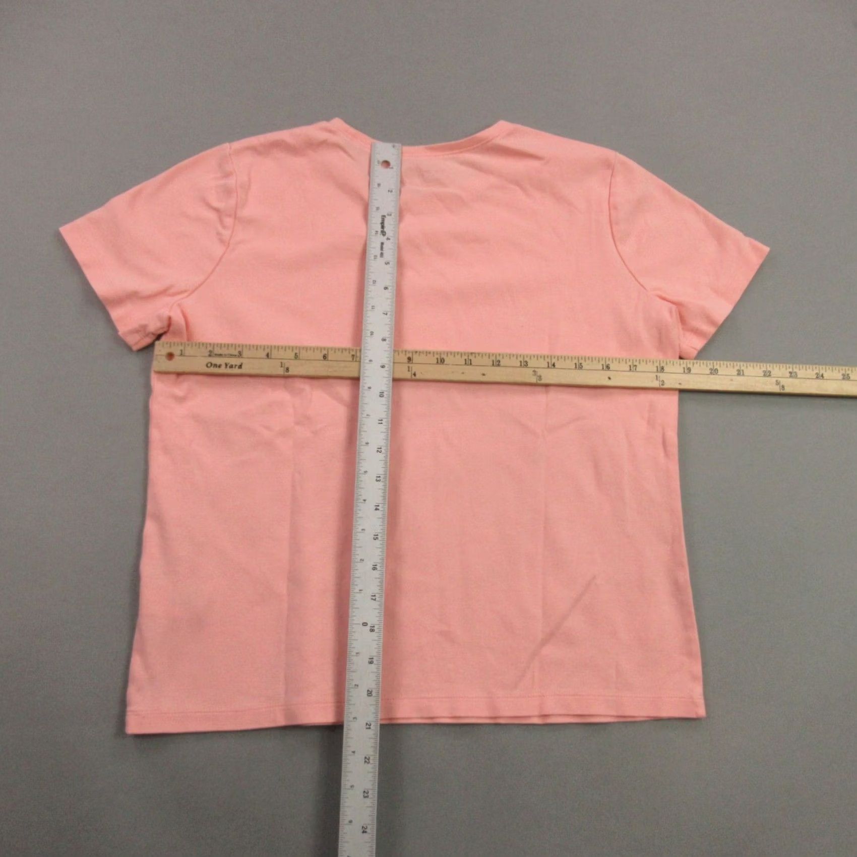 Vintage L.L. Bean Shirt Mens Medium Short Sleeve Crew Neck Lightweight Traditional Pink Size US M / EU 48-50 / 2 - 5 Thumbnail