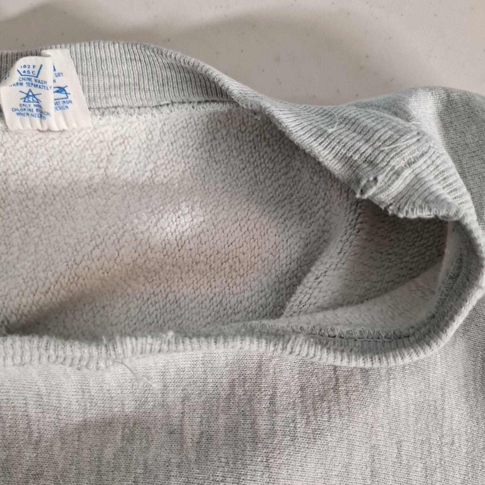 Champion VINTAGE Champion Reverse Weave Sweatshirt Mens XL Gray 80s Warmup USA Crew Neck Long Sleeve Size US XL / EU 56 / 4 - 4 Thumbnail