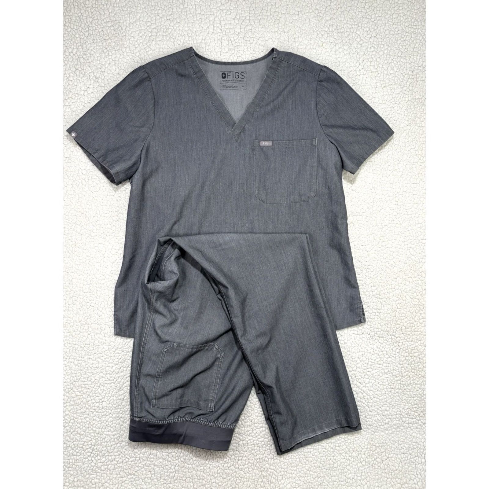 Vintage FIGS Graphite Scrub Top & Livingston Pants Teal Womens XL Shirt Pants Women Solid Polyester Gray Graphite XL Womens Size XL / US 12-14 / IT 48-50 - 2 Thumbnail