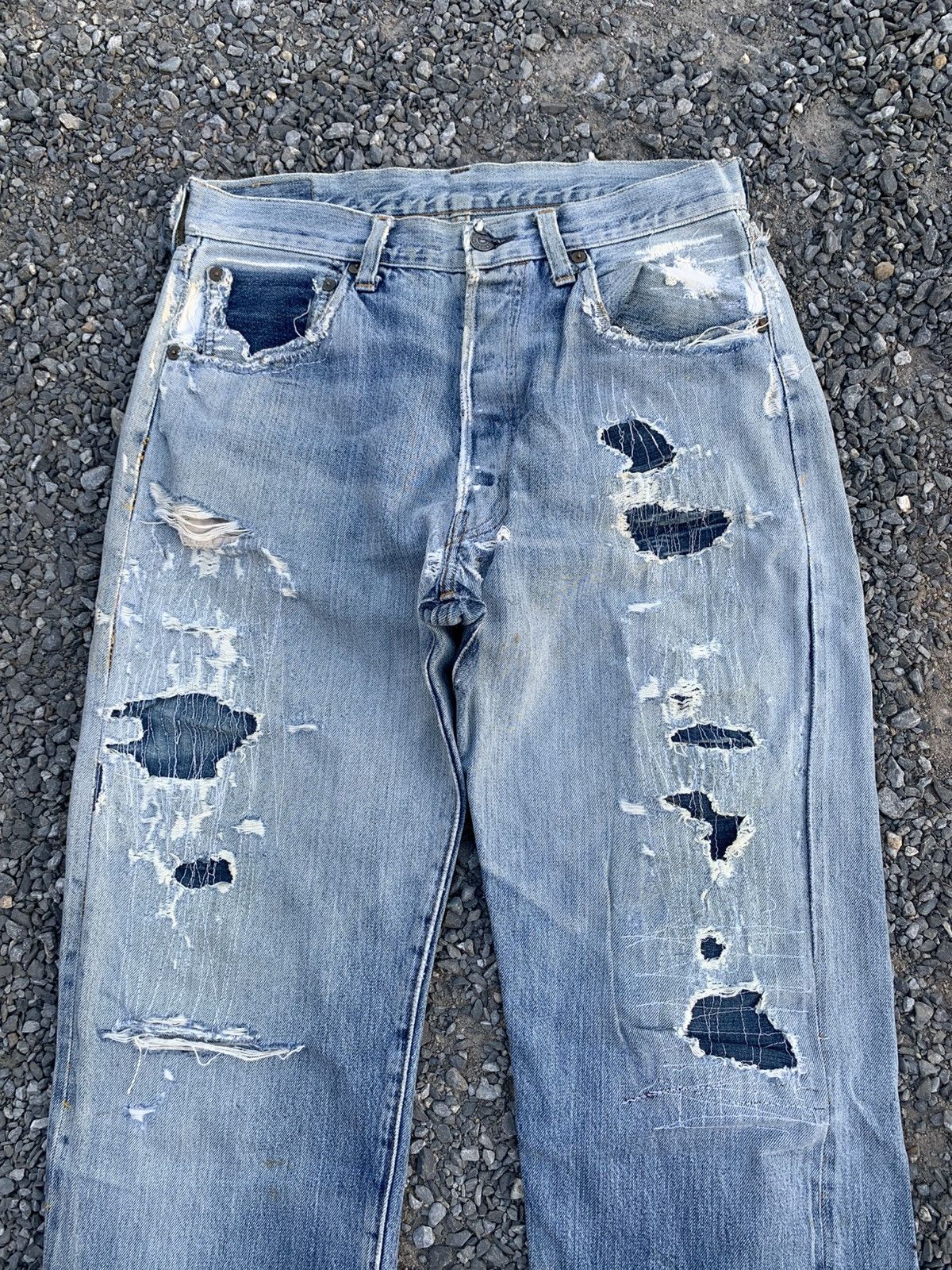 Levi's Vintage Clothing VINTAGE LEVI'S 501 BIG E #555 SELVEDGE DISTRESSED DENIM Size US 30 / EU 46 - 5 Thumbnail