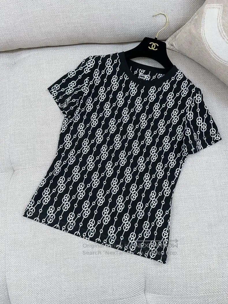 Hermes Hermes Black and White Pig Nose Chain Logo Short Sleeve T- Size XS / US 0-2 / IT 36-38 - 1 Thumbnail