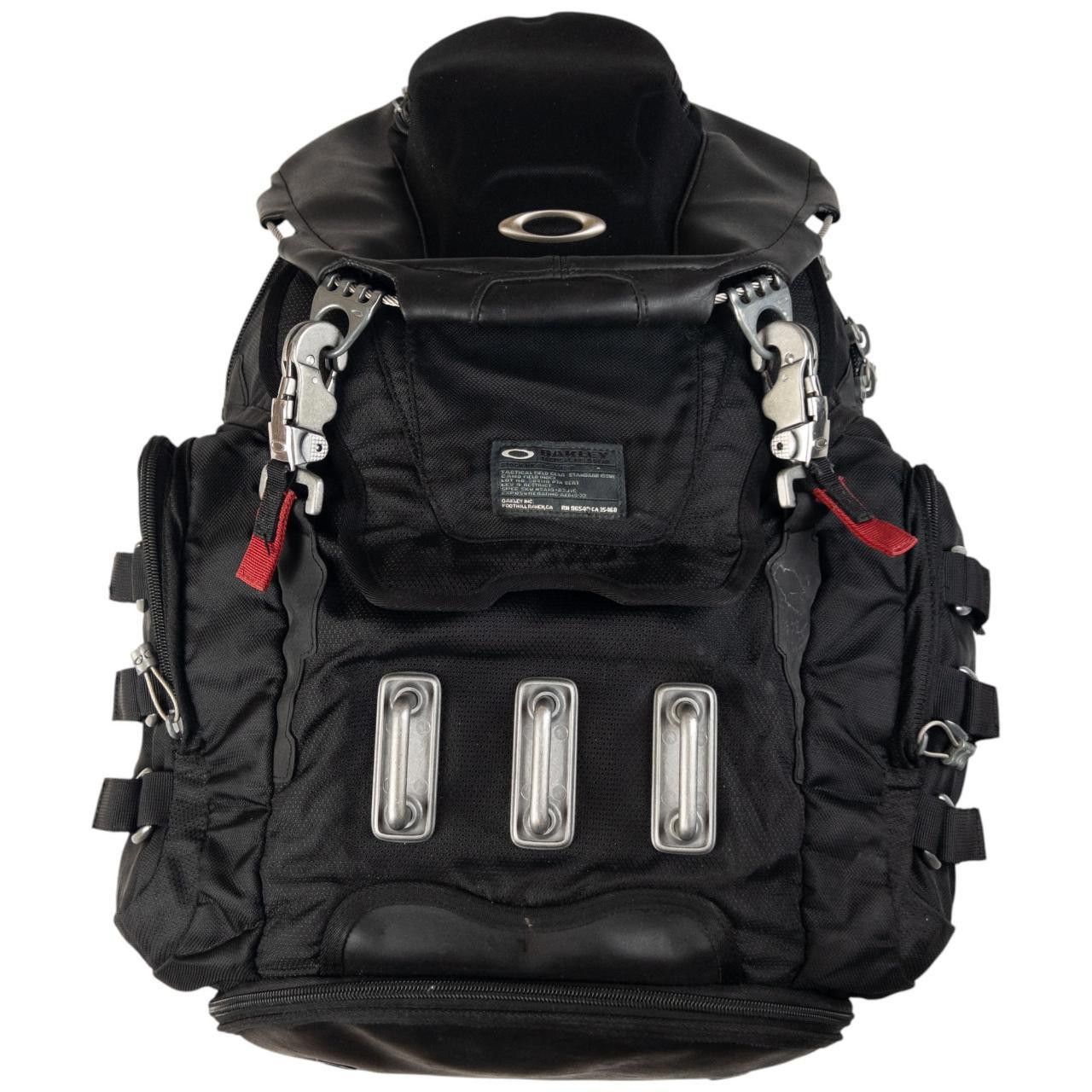 バッグ vintage 00s kitchenSink backpack Vintage Oakley Kitchen Sink Backpack (rare) Size: | Depop