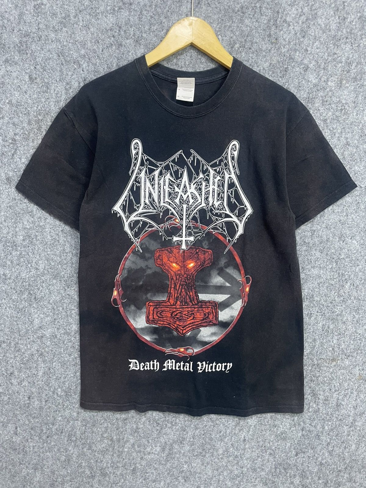 Band Tees Vintage 2005 Unleashed T-Shirt Size US M / EU 48-50 / 2 - 4 Thumbnail