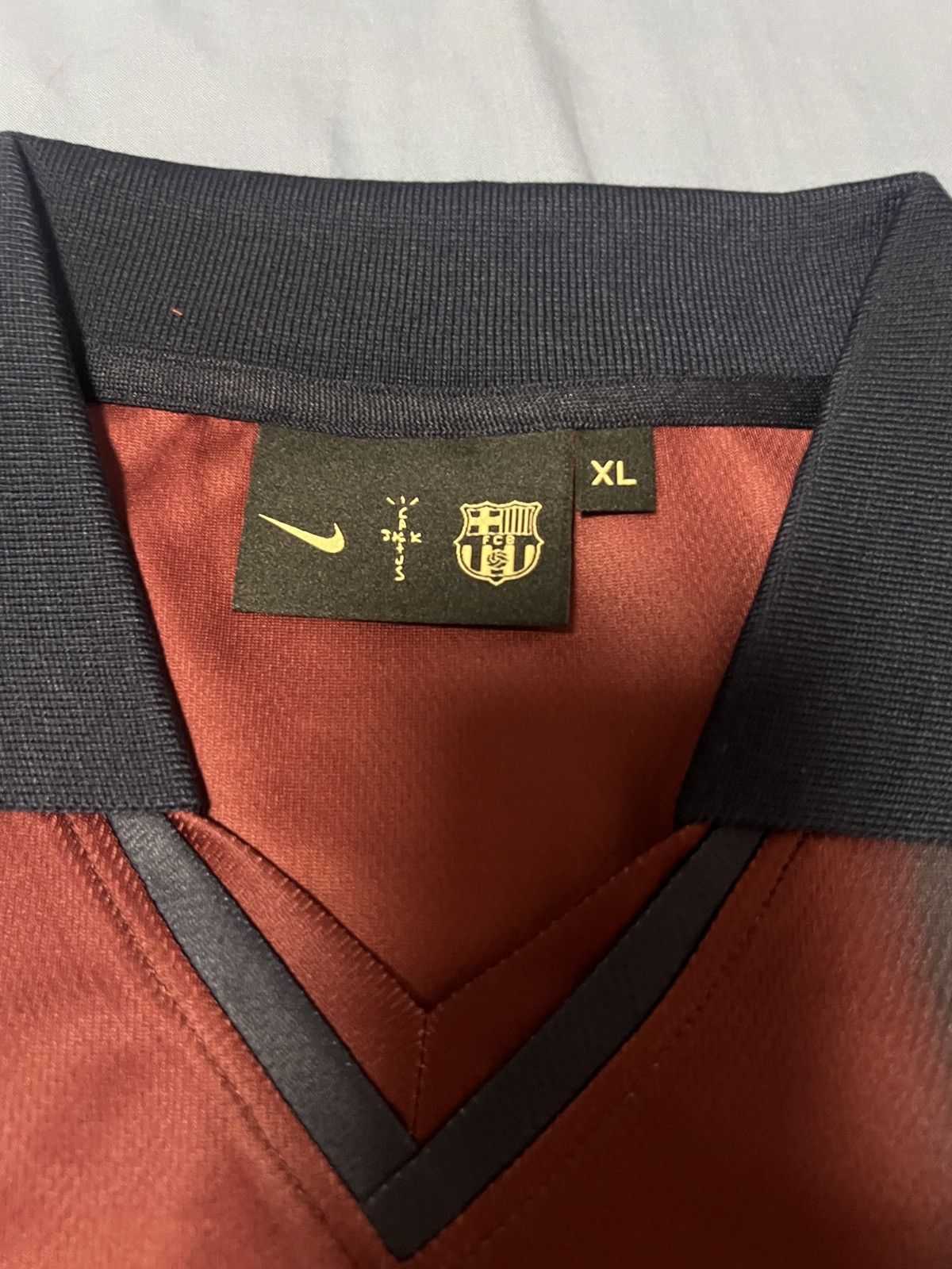 Nike × Travis Scott Travis Scott x Nike x FC Barcelona Retro Jersey (XL) - BNIB Size US XL / EU 56 / 4 - 2 Thumbnail