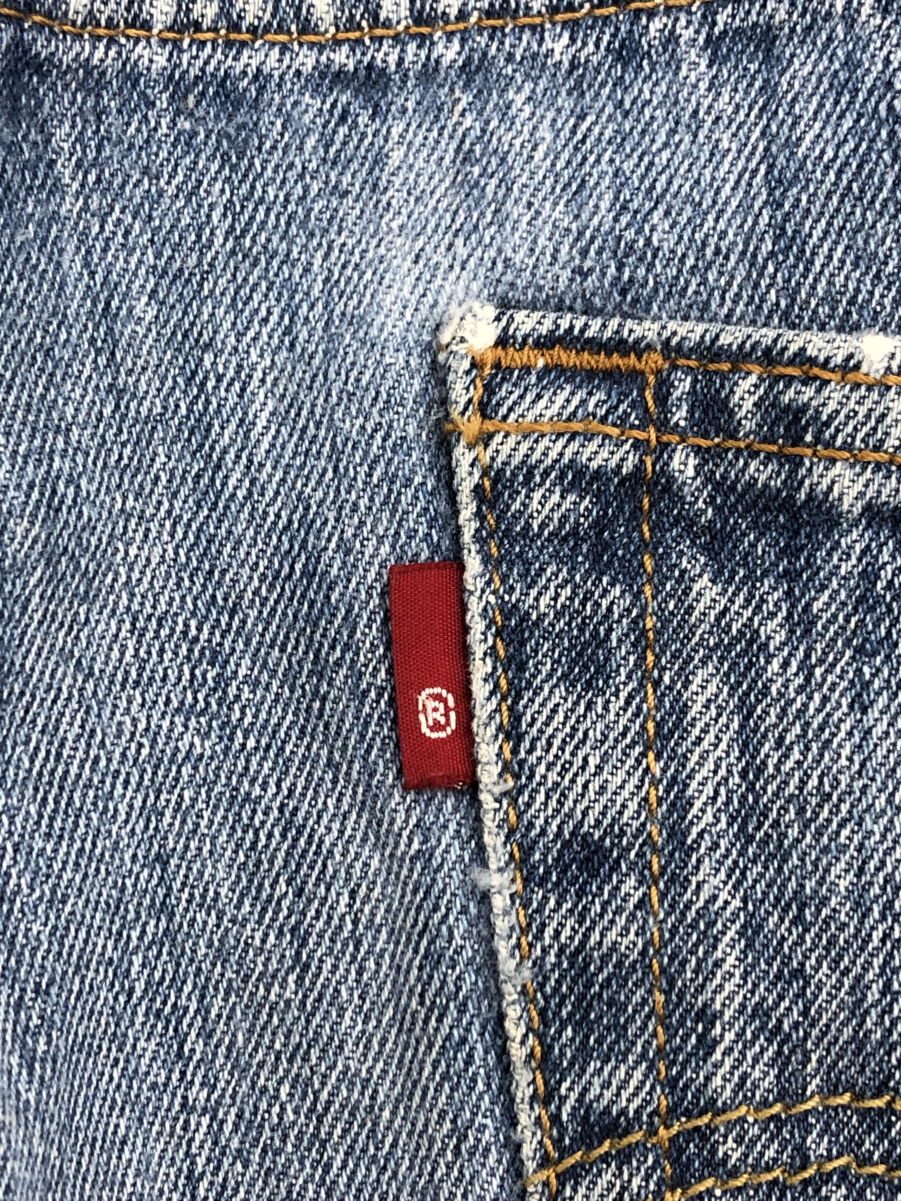 Levi's × Vintage Vintage Levis 501 Faded Blue Denim Jeans Size US 32 / EU 48 - 6 Thumbnail