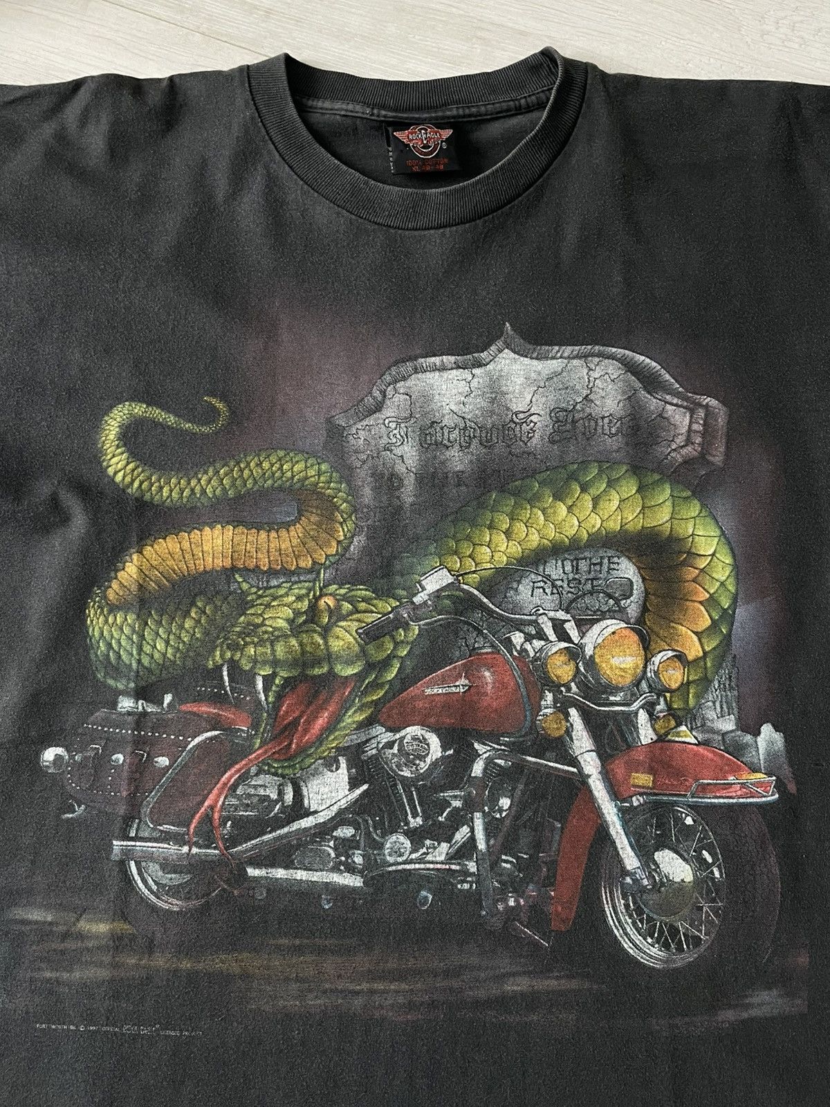 Vintage Vintage 1997 Rock Eagle Snake Bike T-Shirt Harley Davidson Size US XL / EU 56 / 4 - 5 Thumbnail