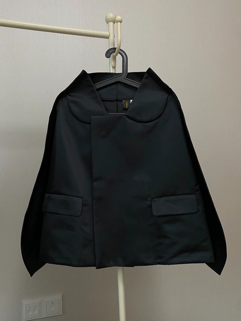 Comme des Garcons Comme Des Garcons Two-dimensional coat Size S / US 4 / IT 40 - 1 Thumbnail