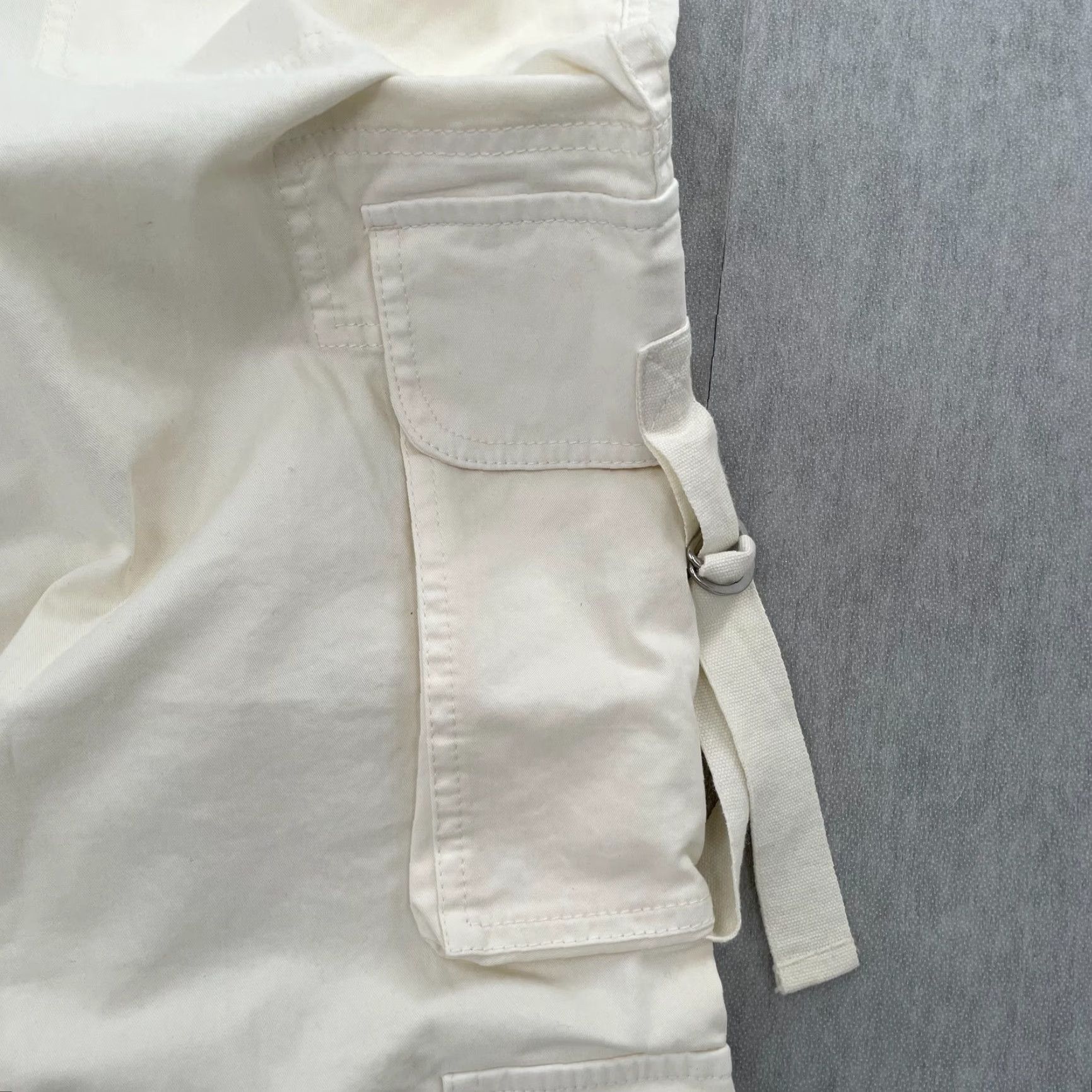 Abercrombie & Fitch ABERCROMBIE & FITCH Cargo Pants Womens Large Ivory High Rise Tapered Baggy NEW Size 36" / US 14 / IT 50 - 4 Thumbnail