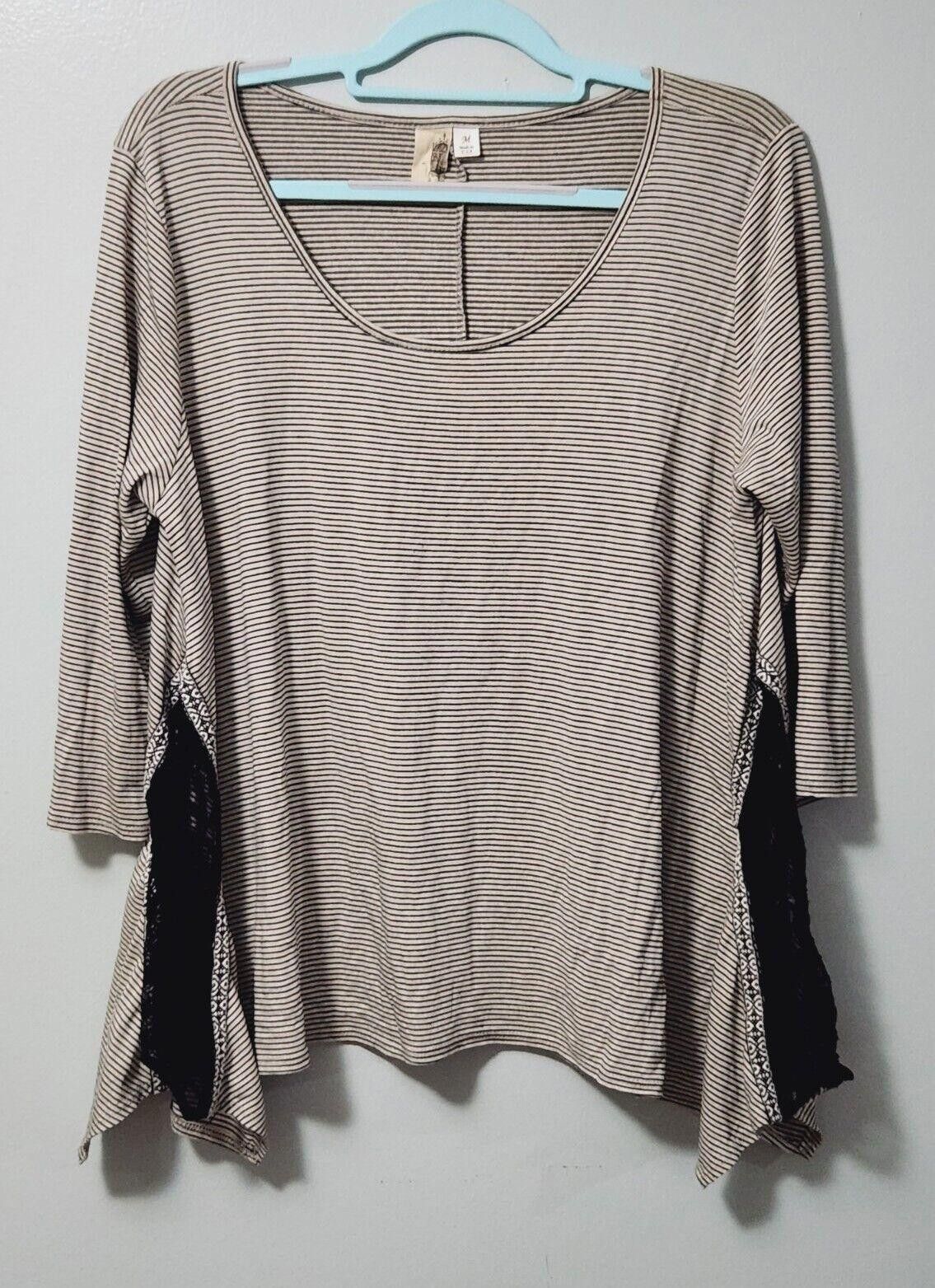 Designer Francescas Brand Shirt Medium Striped 3/4 Sleeve Lace Size M / US 6-8 / IT 42-44 - 1 Thumbnail