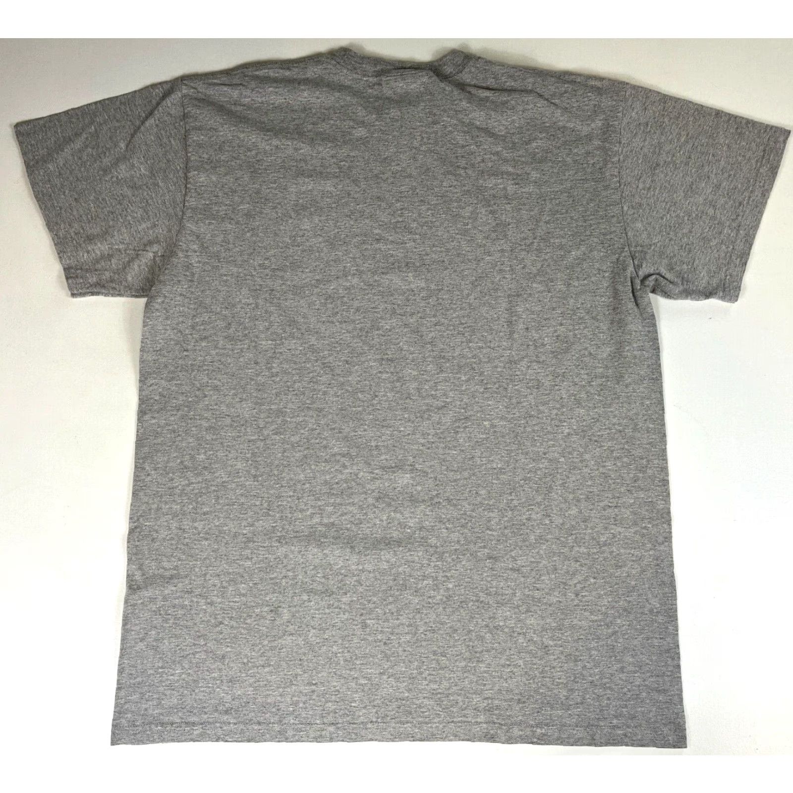 Nike VINTAGE Nike Chicago T-Shirt Mens XL Heather Gray Short Sleeve Crew Neck 2000s 2006 Vintage Chicago Nike Mens XL T-Shirt Size US XL / EU 56 / 4 - 2 Thumbnail