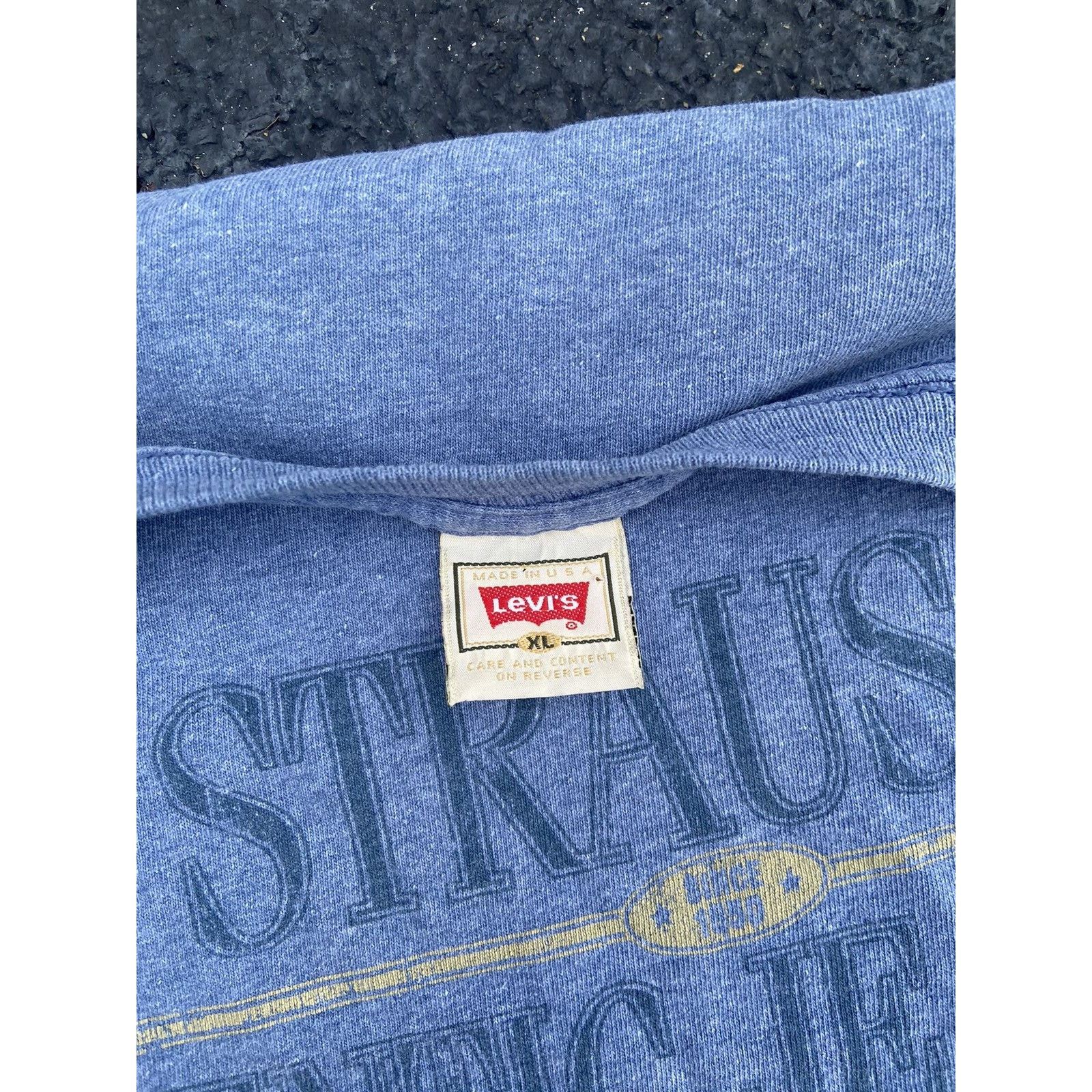 Levi's Beautiful Vintage Levis Single Stitch Graphic T-Shirt USA XL Size US XL / EU 56 / 4 - 5 Thumbnail