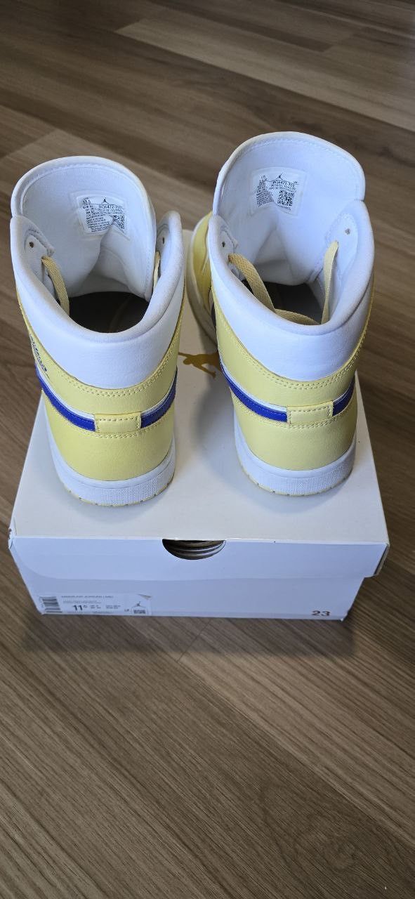 Jordan Brand Air Jordan 1 Mid “Lemon Wash” Size US 11.5 / IT 41.5 - 5 Thumbnail