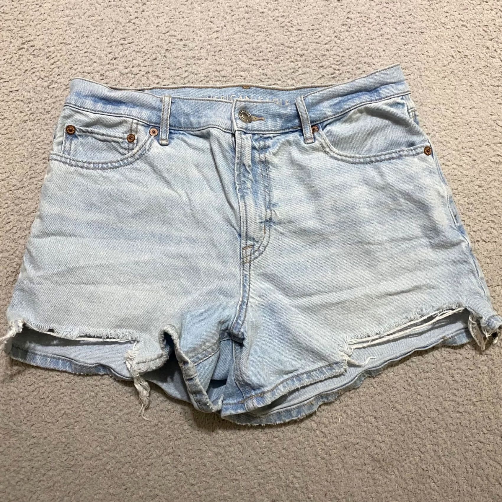 American Eagle Outfitters American Eagle Outfitters Womens Jeans Shorts Blue Denim Distressed Cut-Off 3" Inseam 8 Regular XS? Size 30" / US 8 / IT 44 - 2 Thumbnail