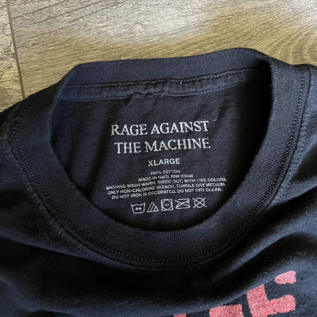 Band Tees Vintage Rage Against the Machine Crowd of Skeletons Band Tee Size US XL / EU 56 / 4 - 4 Thumbnail