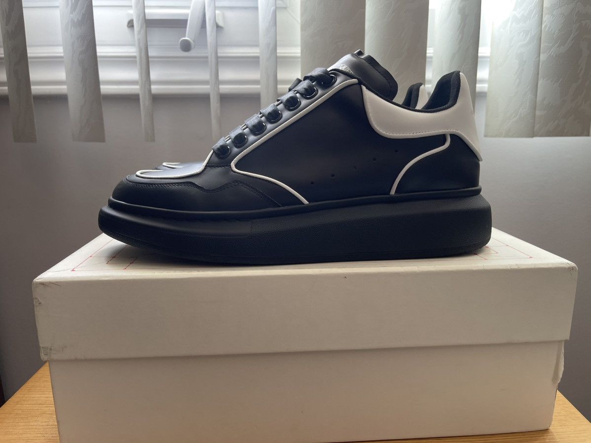 Alexander McQueen Alexander McQueen Size US 10 / EU 43 - 2 Thumbnail