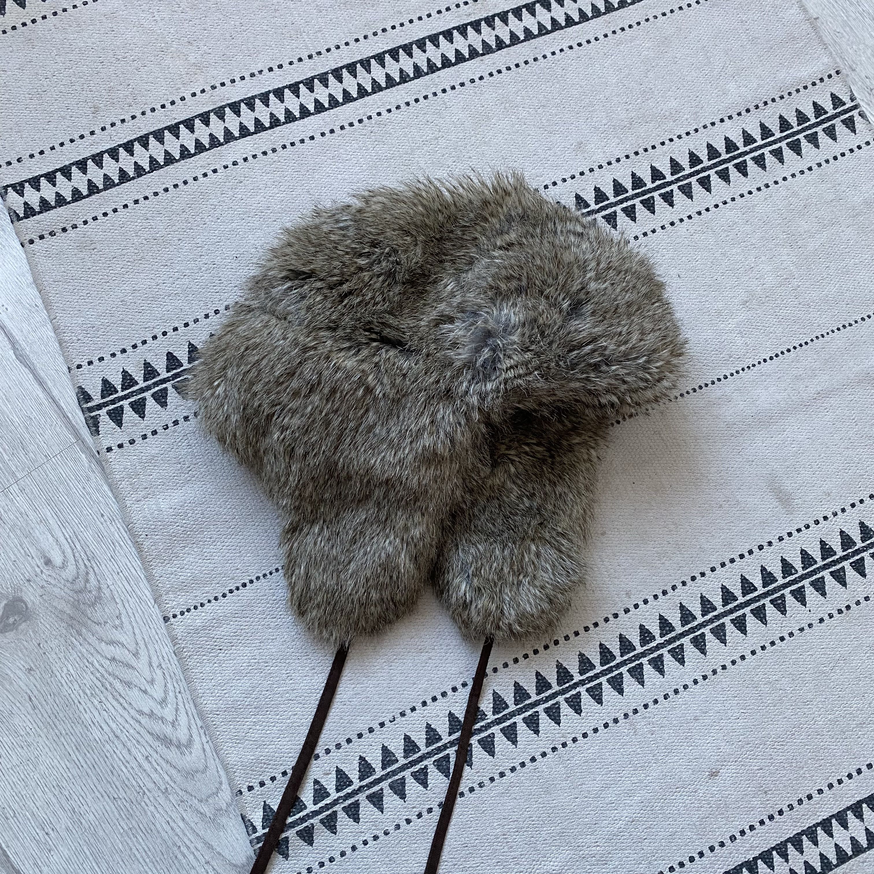 If Six Was Nine Vintage Y2K Faux Fur Ushanka Fuzzy Warm Trapper Hat Size ONE SIZE - 2 Thumbnail