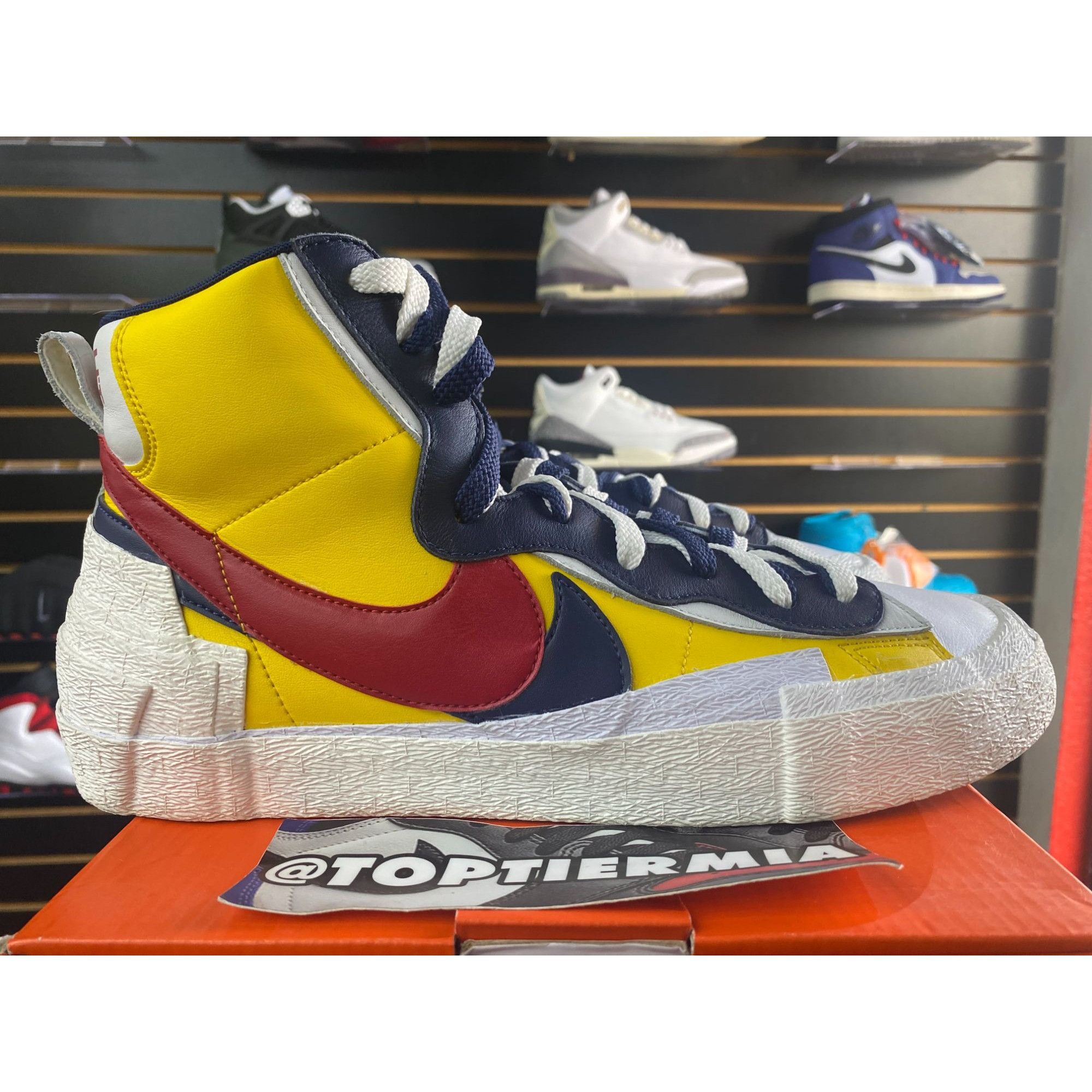 Nike NIKE BLAZER MID SACAI MAIZE NAVY SZ 12 Size US 12 / EU 45 - 5 Thumbnail